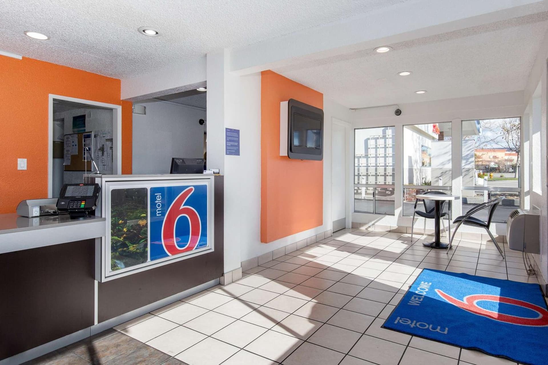 Motel 6 Hayward, CA- Silicon Valley Gateway gallery photo in Hayward, CA — image 30