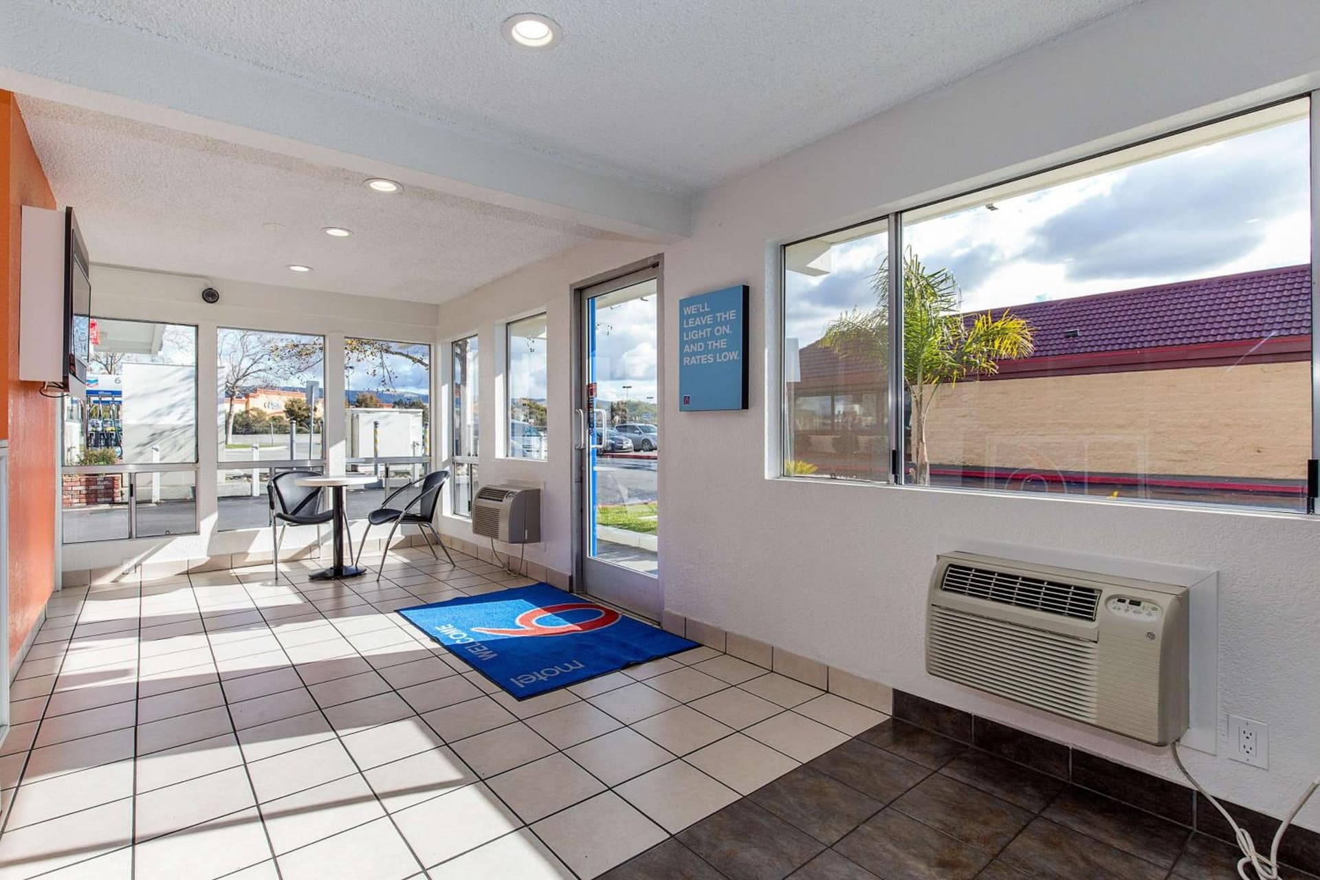 Motel 6 Hayward, CA- Silicon Valley Gateway gallery photo in Hayward, CA — image 52
