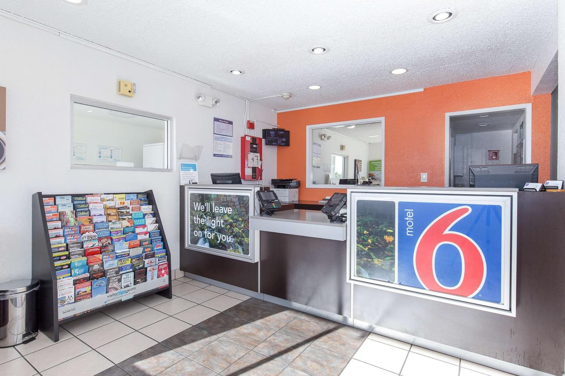 Motel 6 Hayward, CA- Silicon Valley Gateway gallery photo in Hayward, CA — image 51