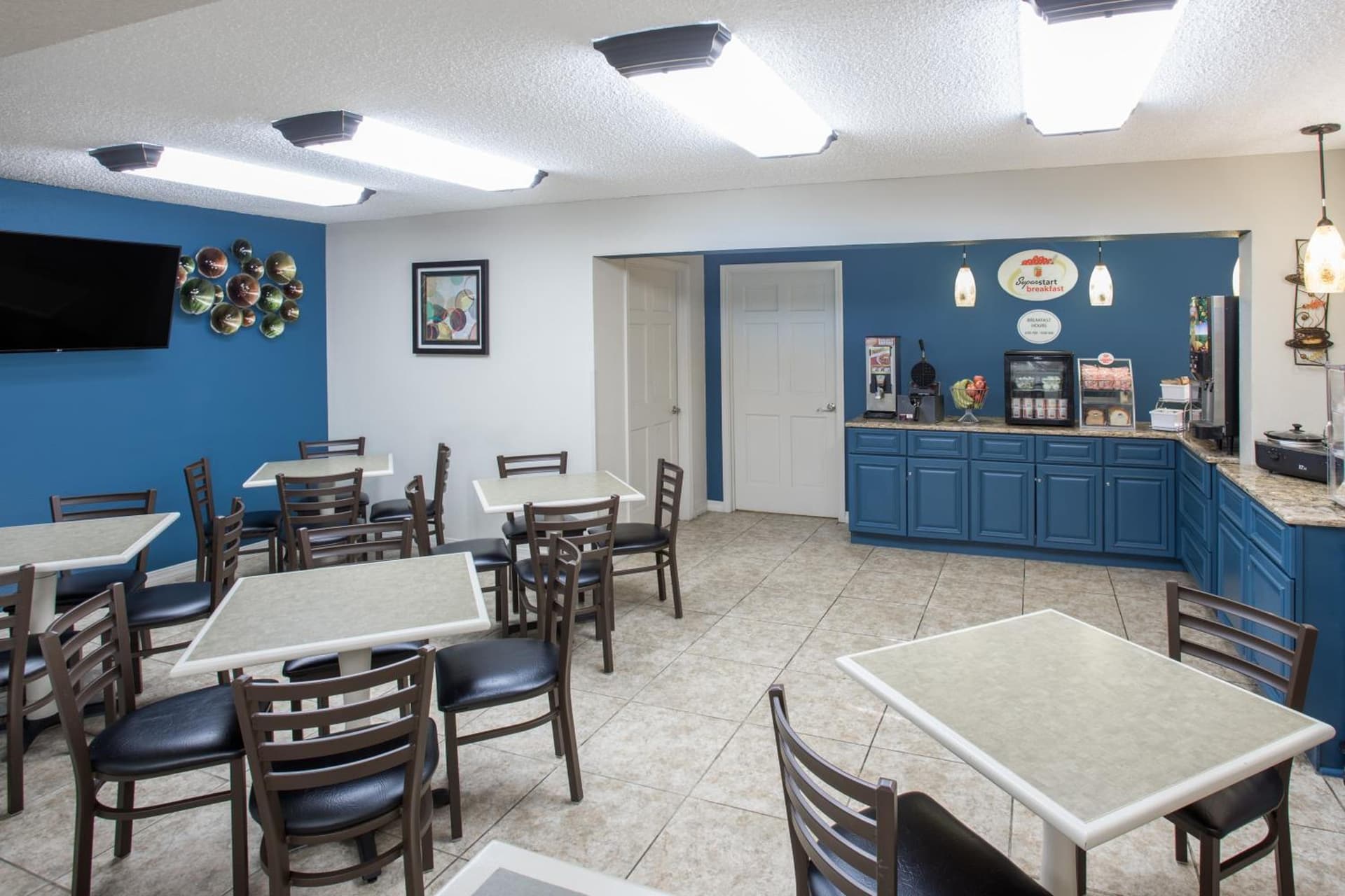 Super 8 by Wyndham Independence Kansas City gallery photo in Independence, MO — image 24