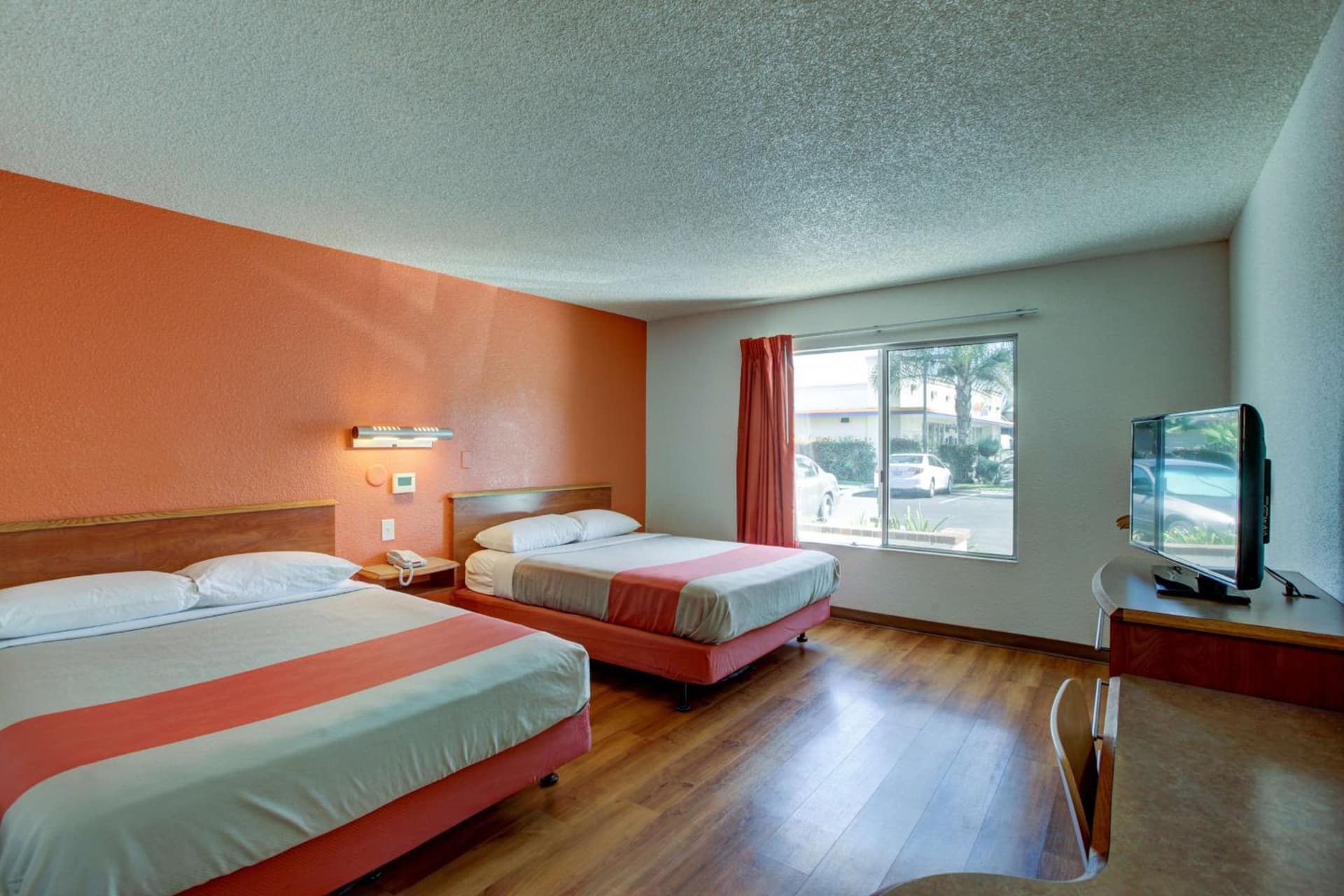 Motel 6-Santa Ana, CA - Irvine - Orange County Airport gallery photo in Santa Ana, CA — image 29