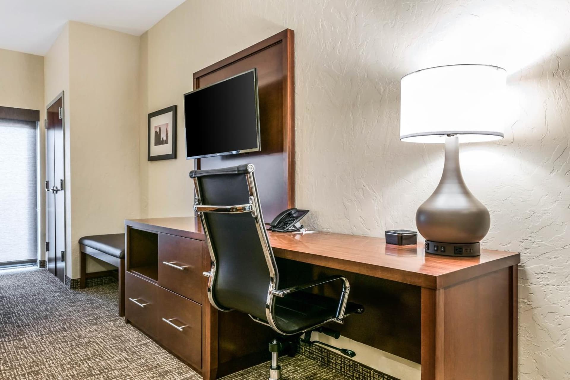 Comfort Suites Florence - Cincinnati South gallery photo in Florence, KY — image 11