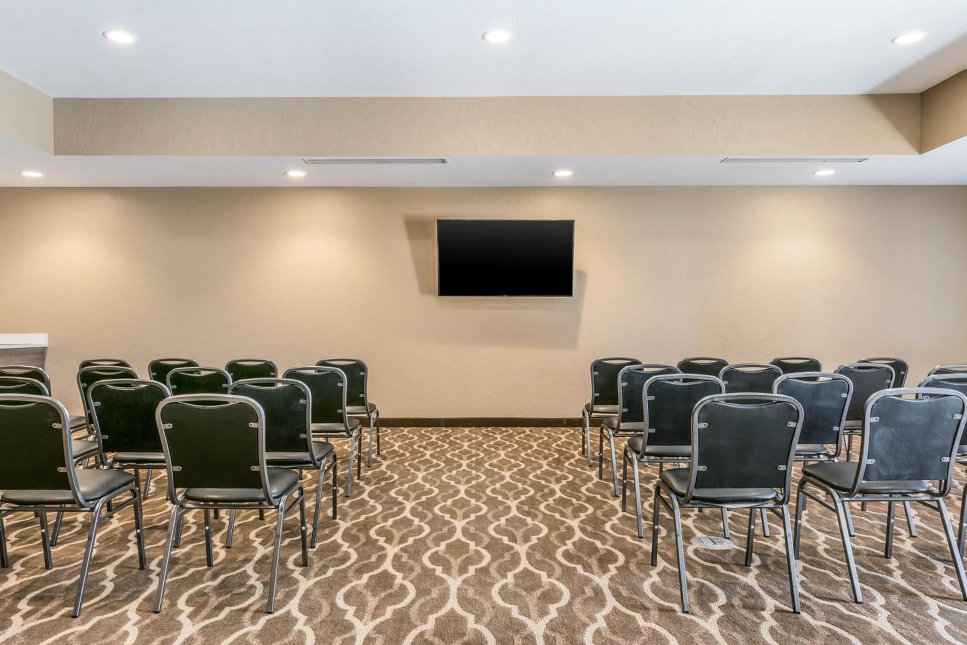 Comfort Suites Florence - Cincinnati South gallery photo in Florence, KY — image 7