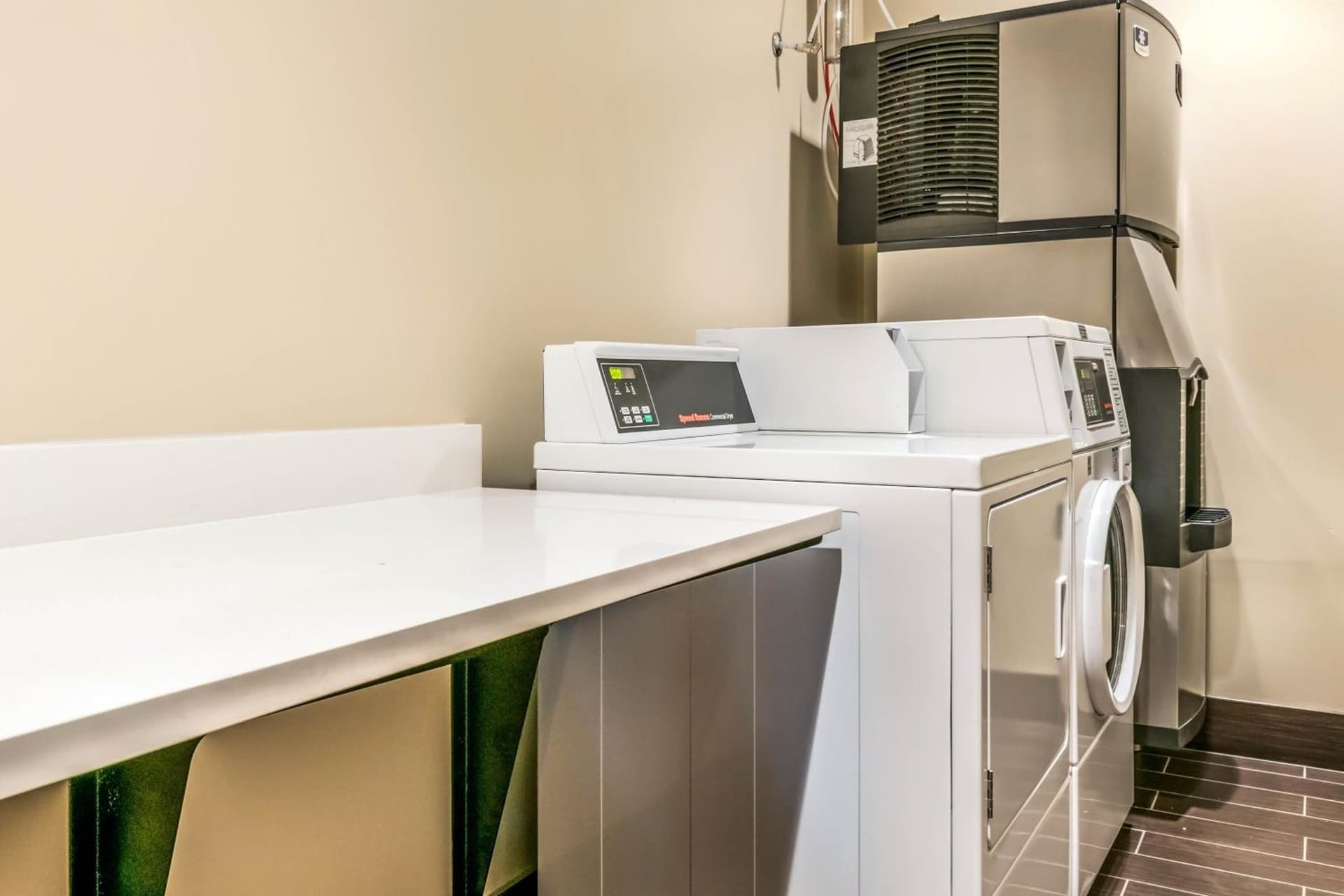 Comfort Suites Florence - Cincinnati South gallery photo in Florence, KY — image 39