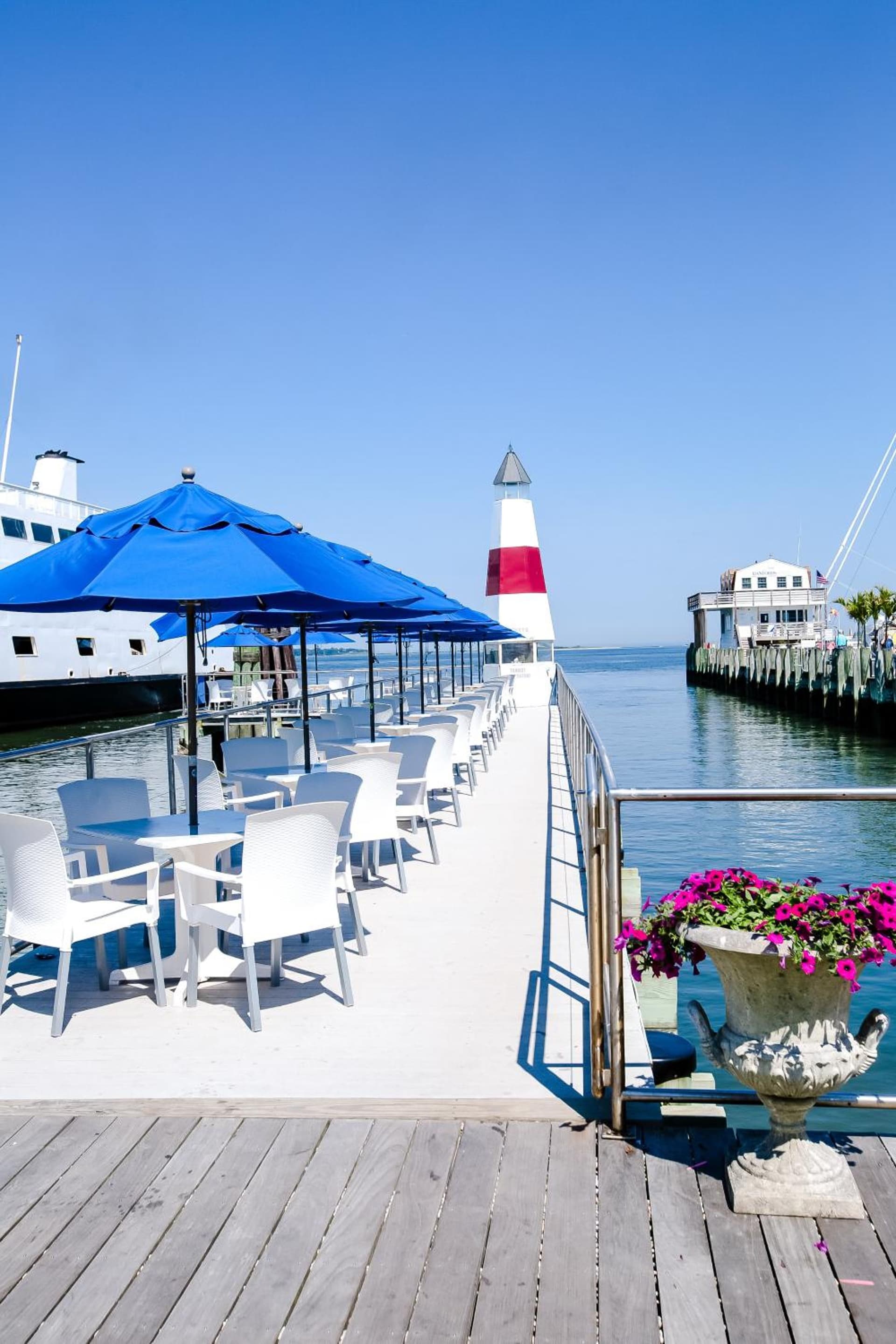 Danfords Hotel & Marina gallery photo in Port Jefferson Station, NY — image 18