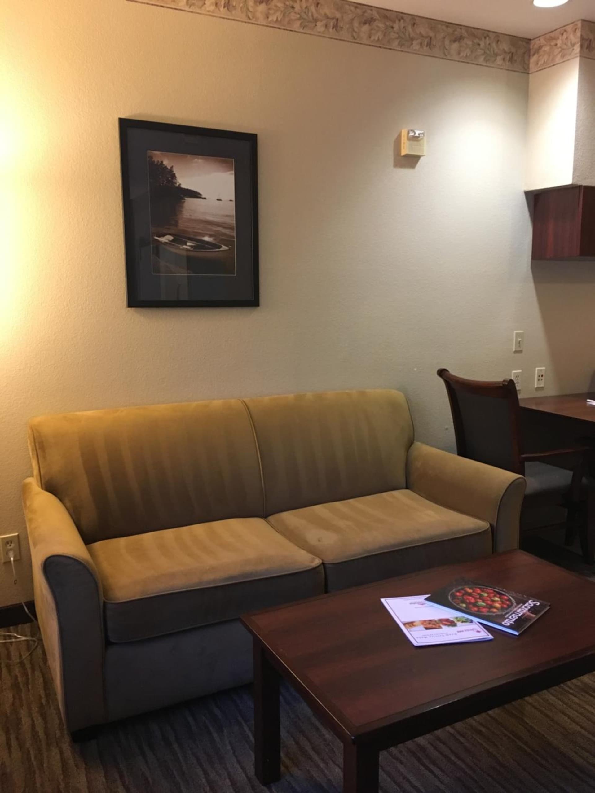 Hawthorn Suites by Wyndham Rancho Cordova/Folsom gallery photo in Rancho Cordova, CA — image 86