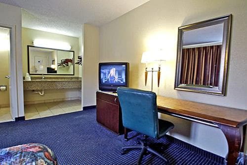 Motel 6-Washington, DC - Convention Center property views in Washington, DC — gallery photo 3