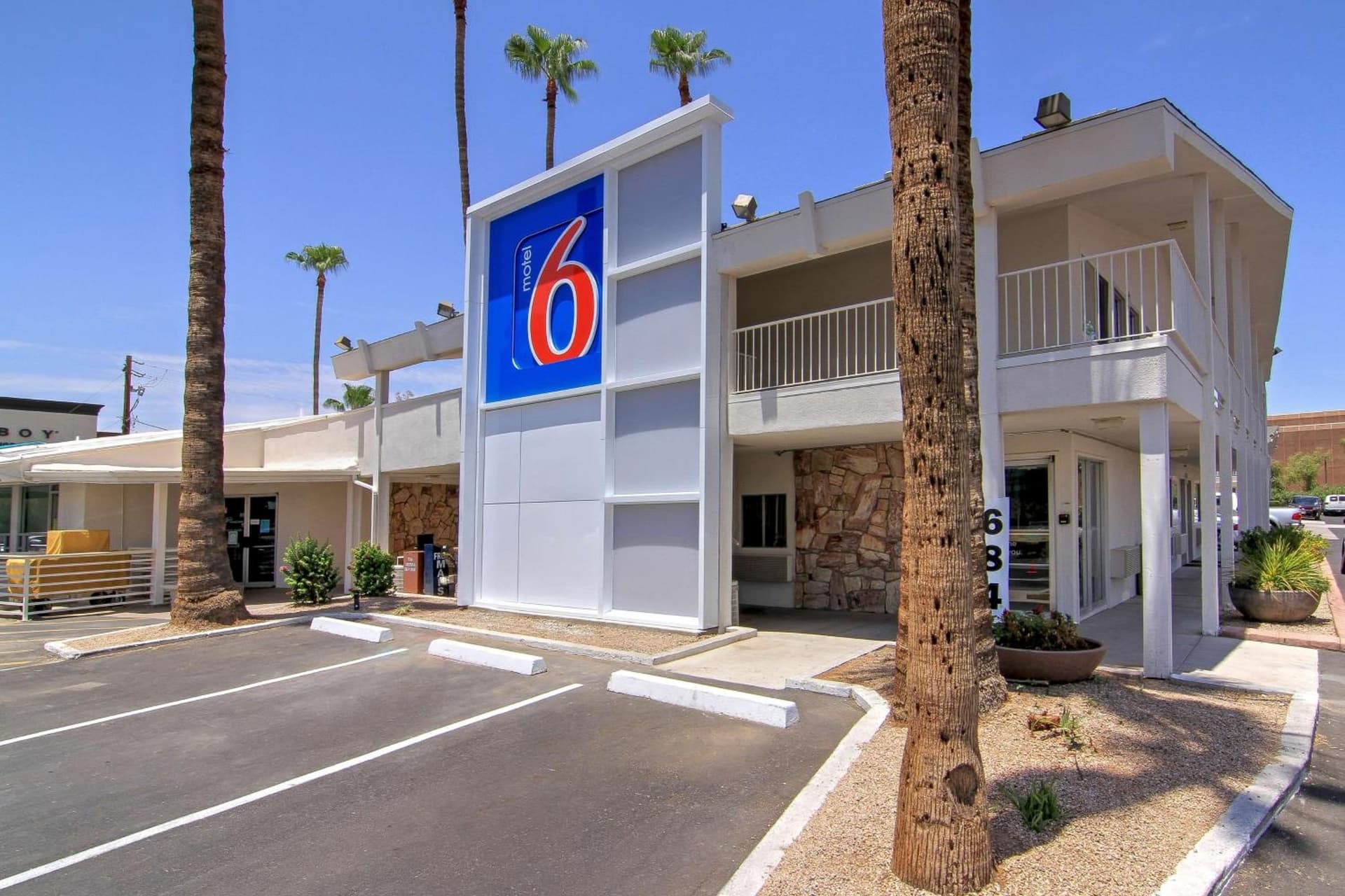 Motel 6 Old town Scottsdale Fashion Square featured exterior or lobby in Scottsdale, AZ — similar hotel