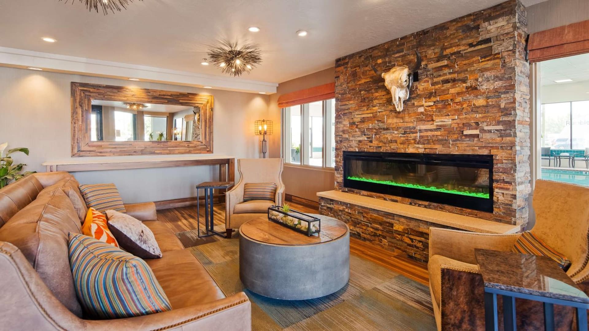 Best Western Plus CottonTree Inn property views in Idaho Falls, ID — gallery photo 3