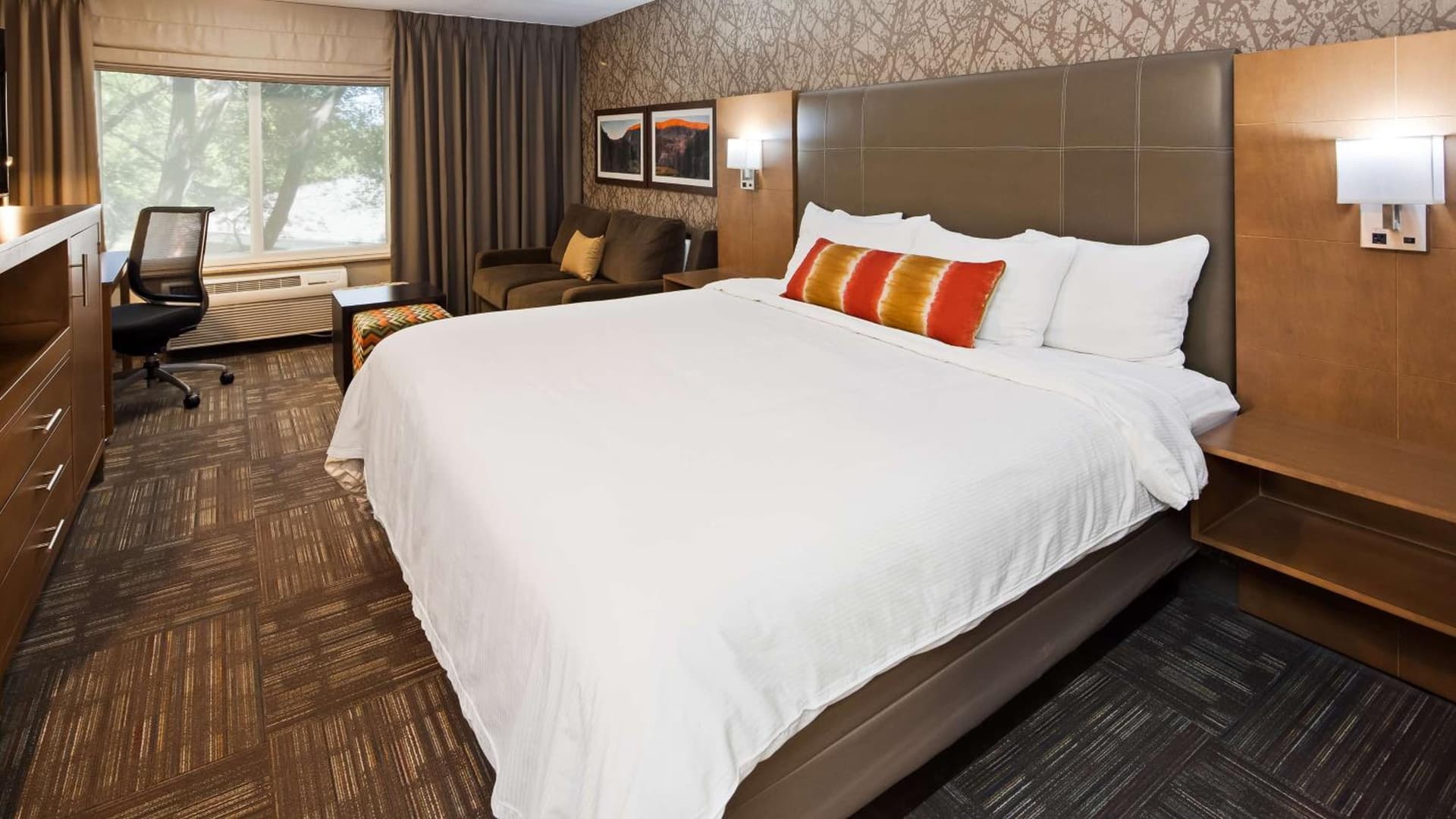 Best Western Plus CottonTree Inn gallery photo in Idaho Falls, ID — image 13
