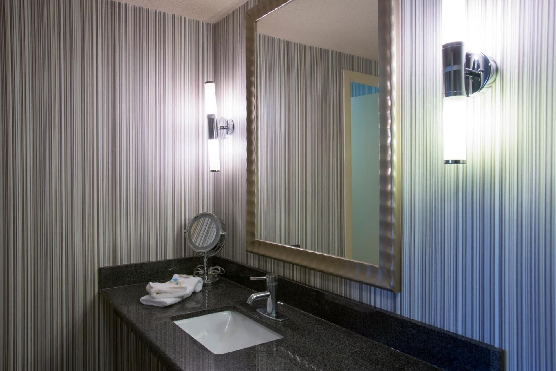 Wyndham Garden Norfolk Downtown gallery photo in Norfolk, VA — image 34