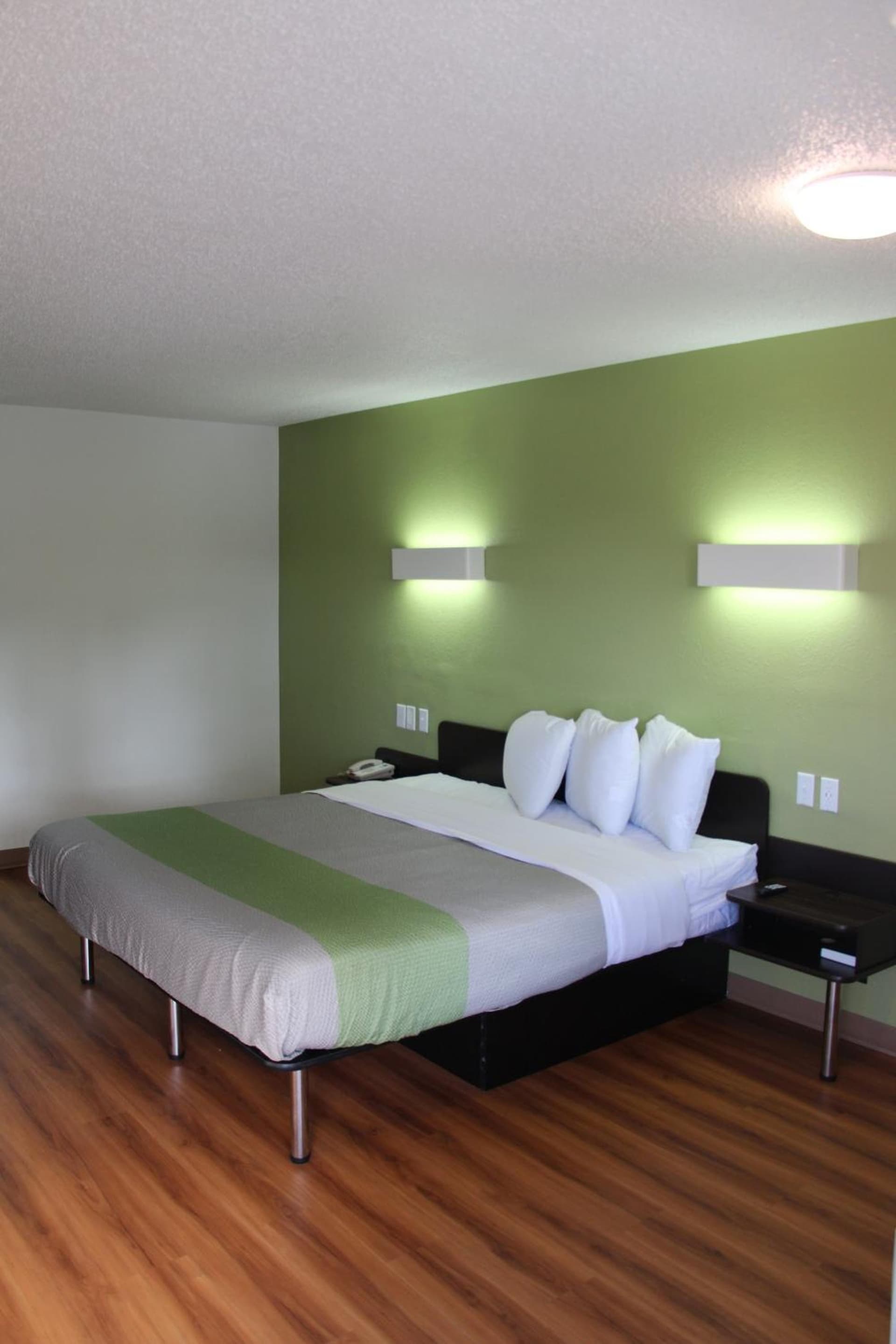Days Inn by Wyndham Cincinnati I-71 gallery photo in Cincinnati, OH — image 12