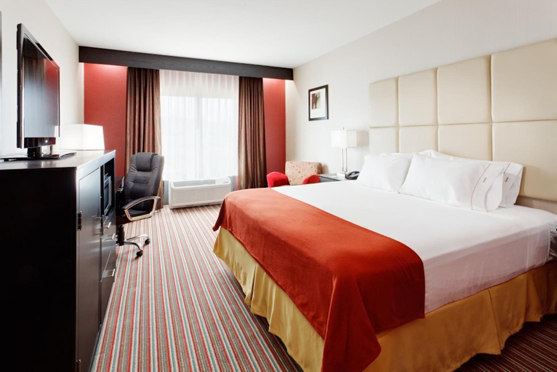 Holiday Inn Express & Suites Northeast by IHG gallery photo in York, PA — image 15