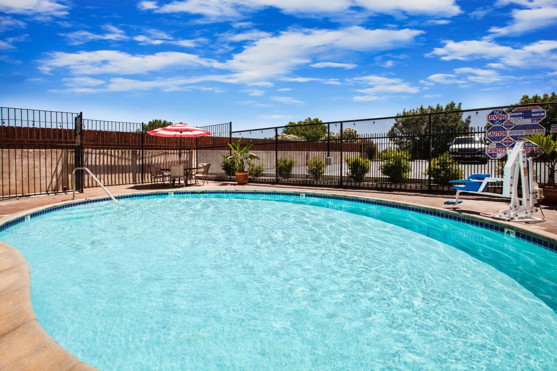 Days Inn & Suites by Wyndham Antioch gallery photo in Antioch, CA — image 5