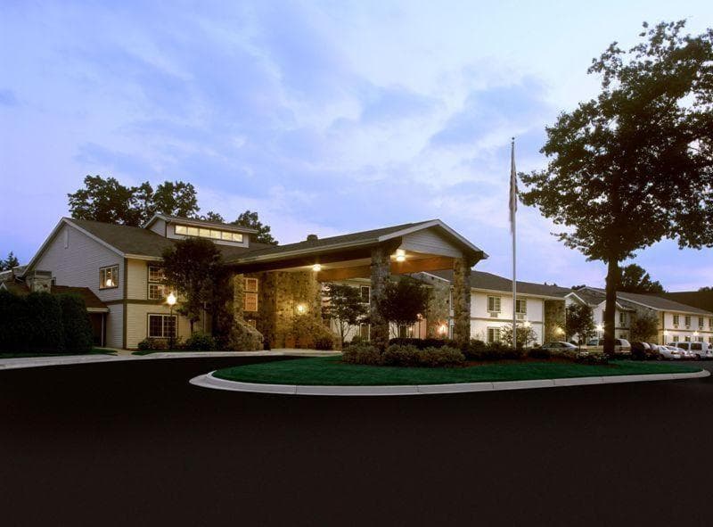 Swan Lake Resort — hotel in Plymouth, Indiana