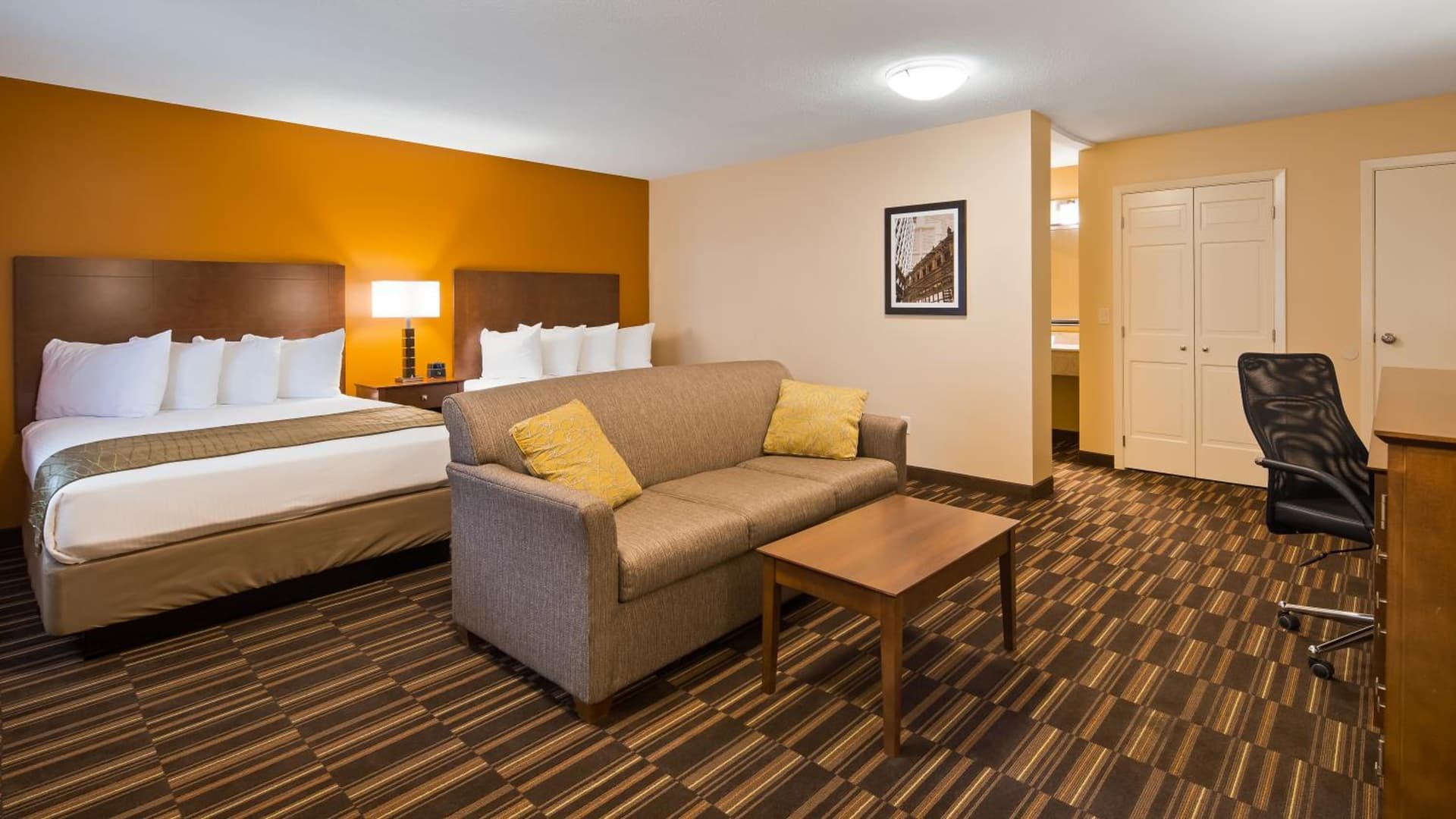 Best Western Falcon Plaza - Bowling Green gallery photo in Bowling Green, OH — image 21