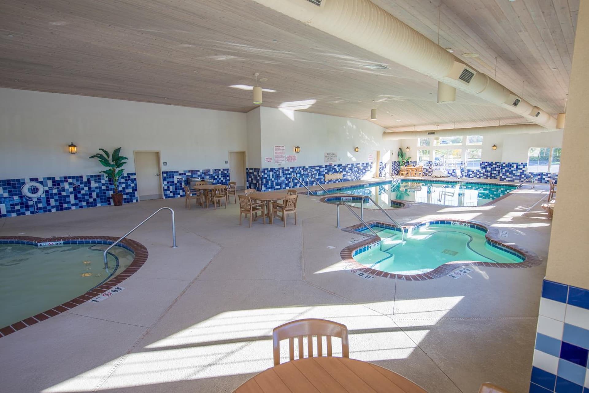 Country Inn & Suites by Radisson, Portage, IN gallery photo in Portage, IN — image 15