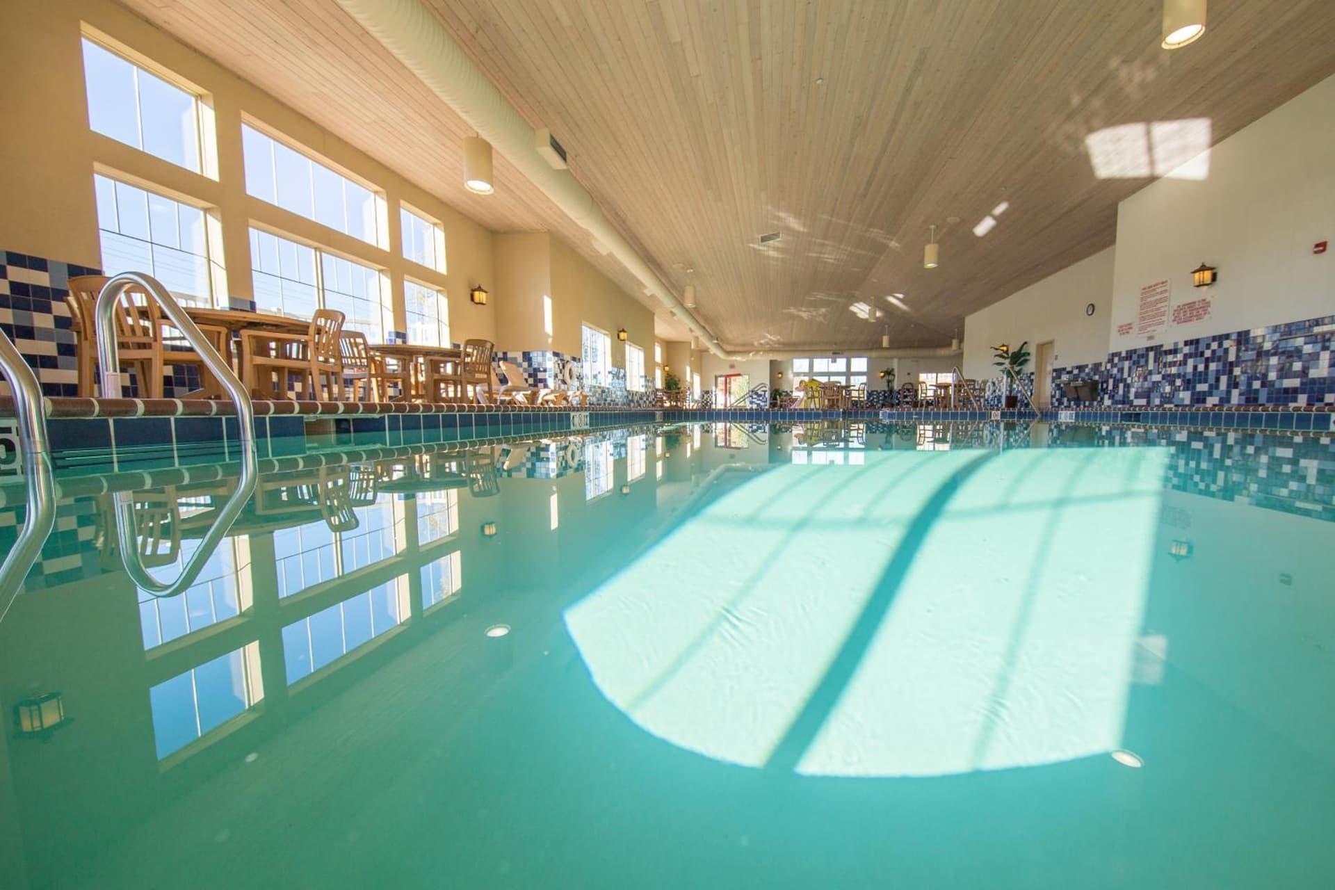 Country Inn & Suites by Radisson, Portage, IN gallery photo in Portage, IN — image 34