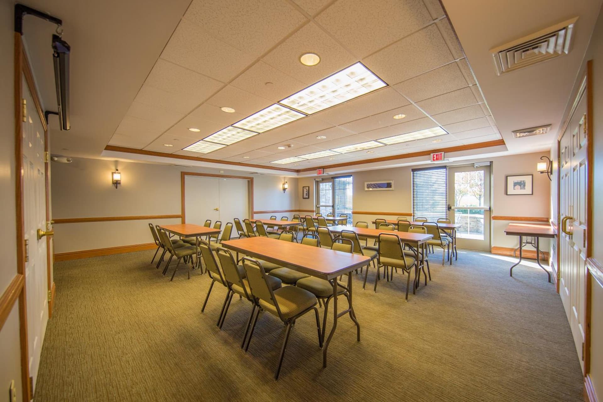Country Inn & Suites by Radisson, Portage, IN gallery photo in Portage, IN — image 38