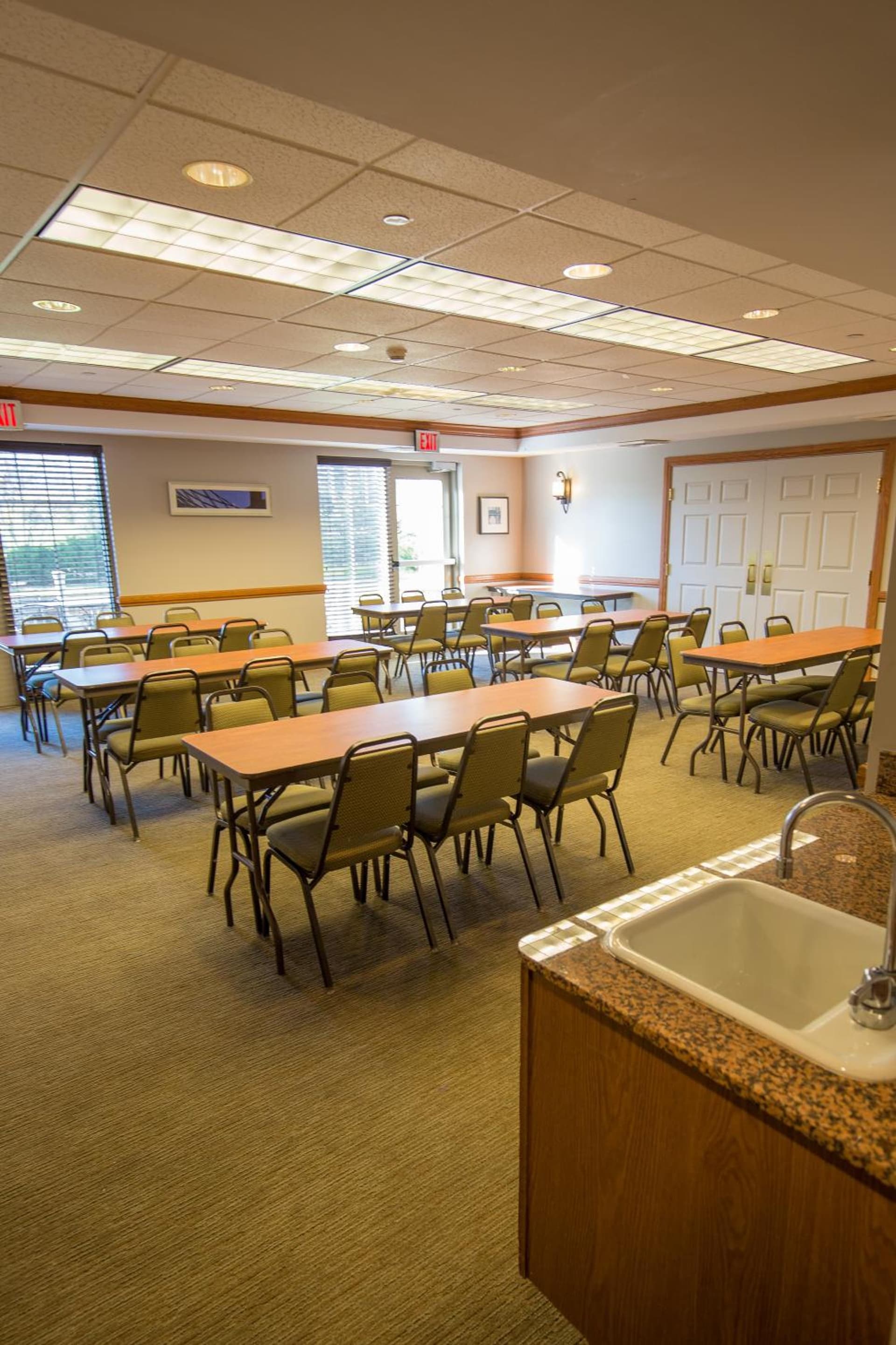 Country Inn & Suites by Radisson, Portage, IN gallery photo in Portage, IN — image 6