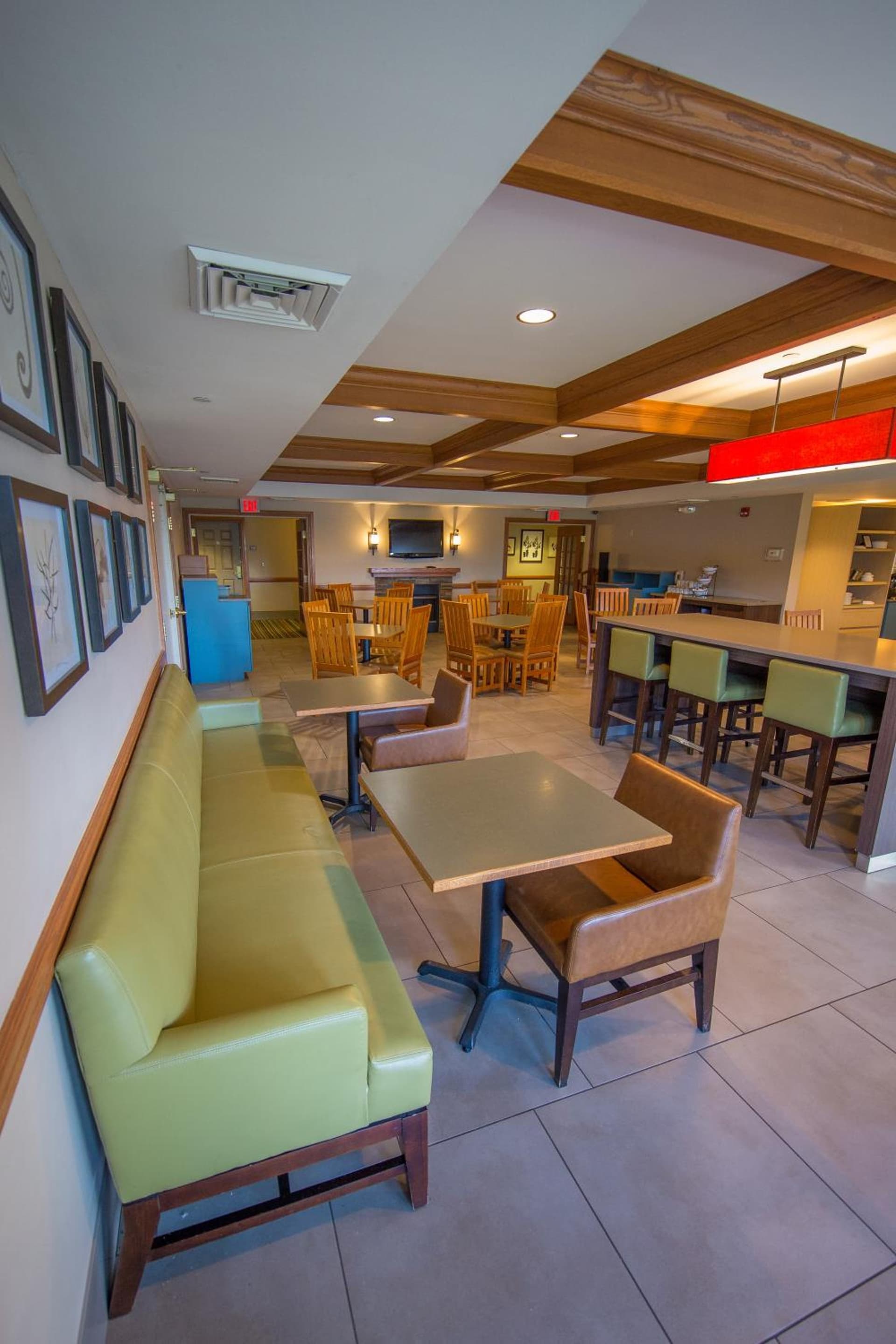 Country Inn & Suites by Radisson, Portage, IN gallery photo in Portage, IN — image 56