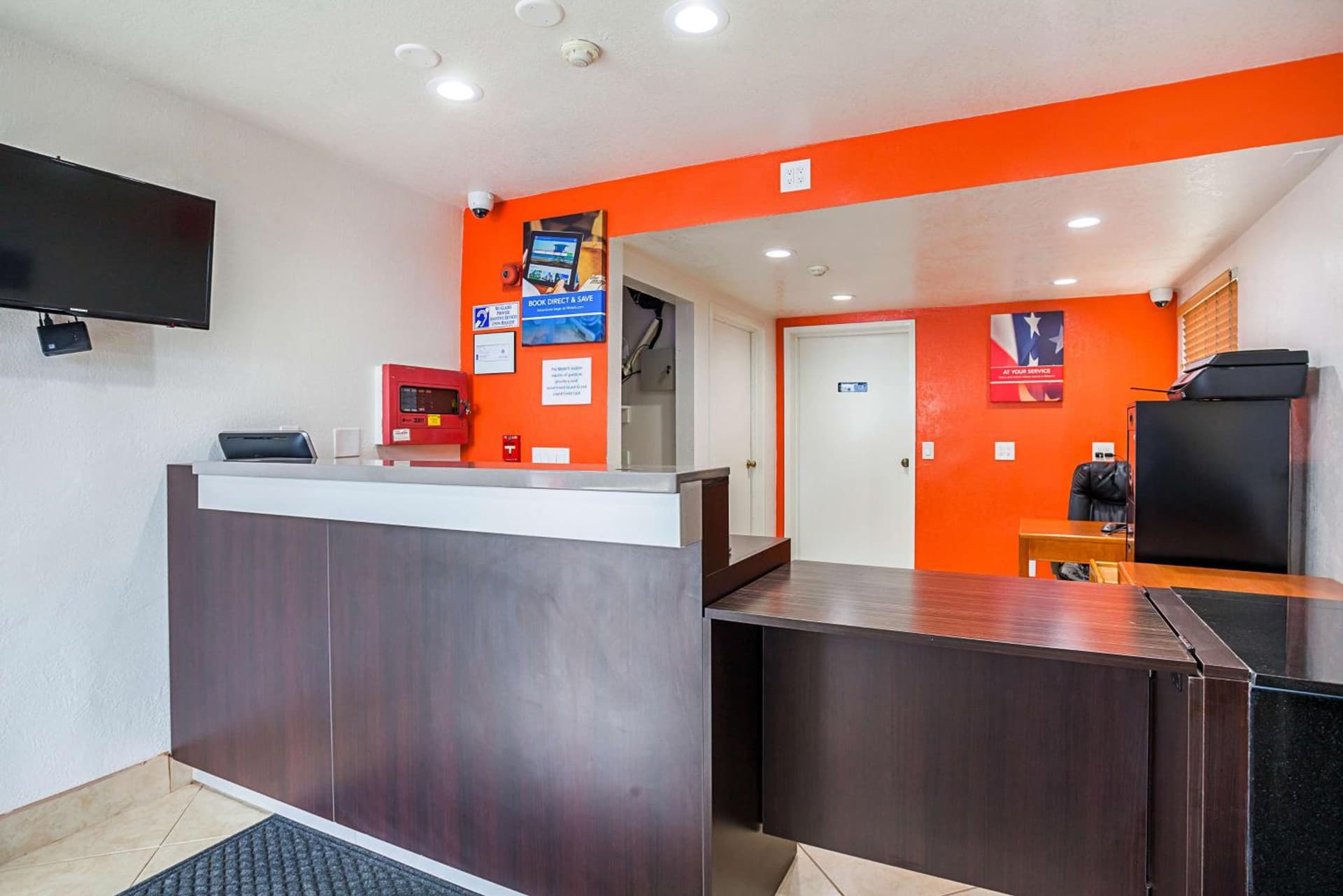 Motel 6-Ventura, CA - Downtown gallery photo in Ventura, CA — image 21