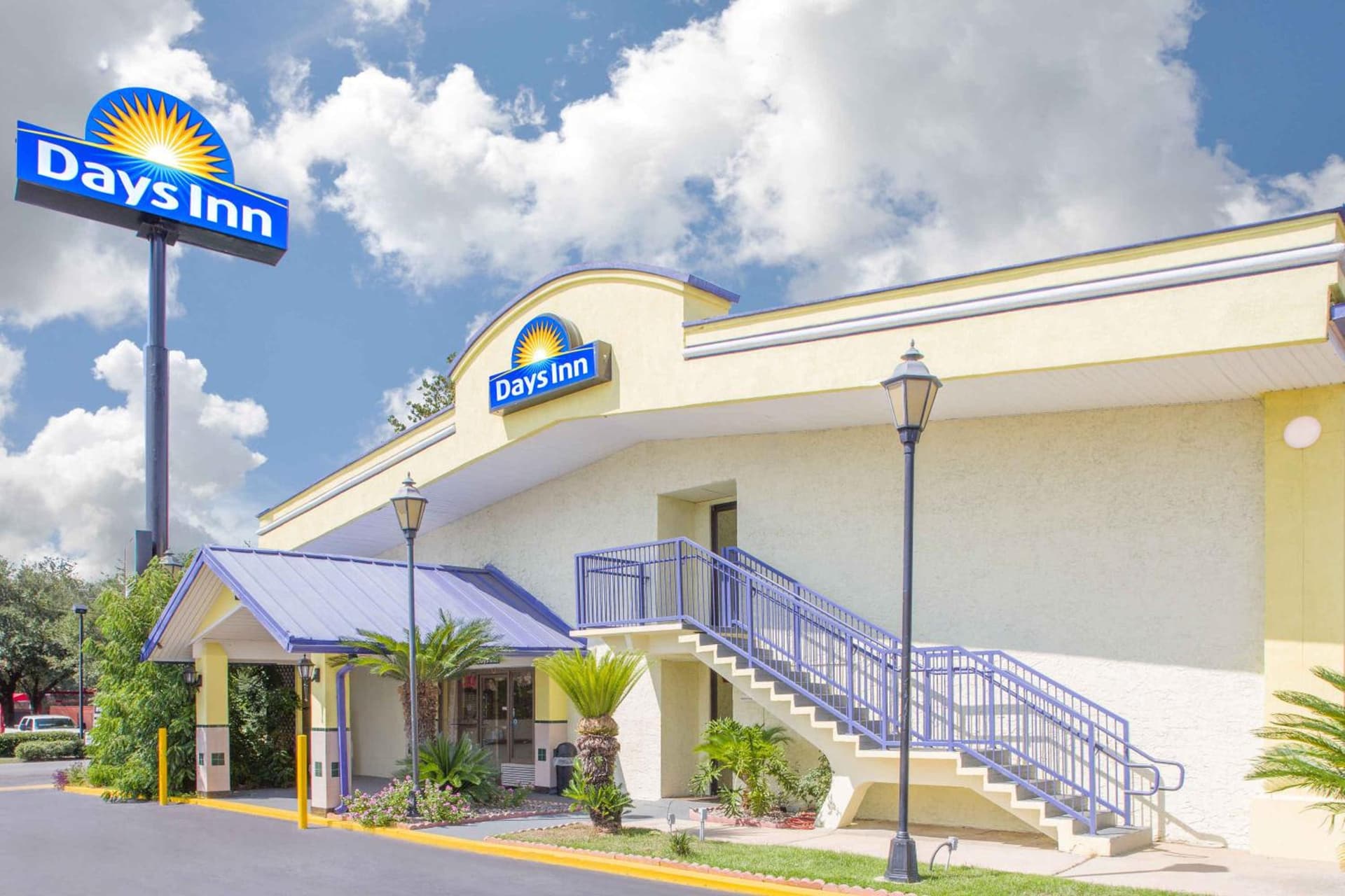 Days Inn by Wyndham Tallahassee University Center gallery photo in Tallahassee, FL — image 10