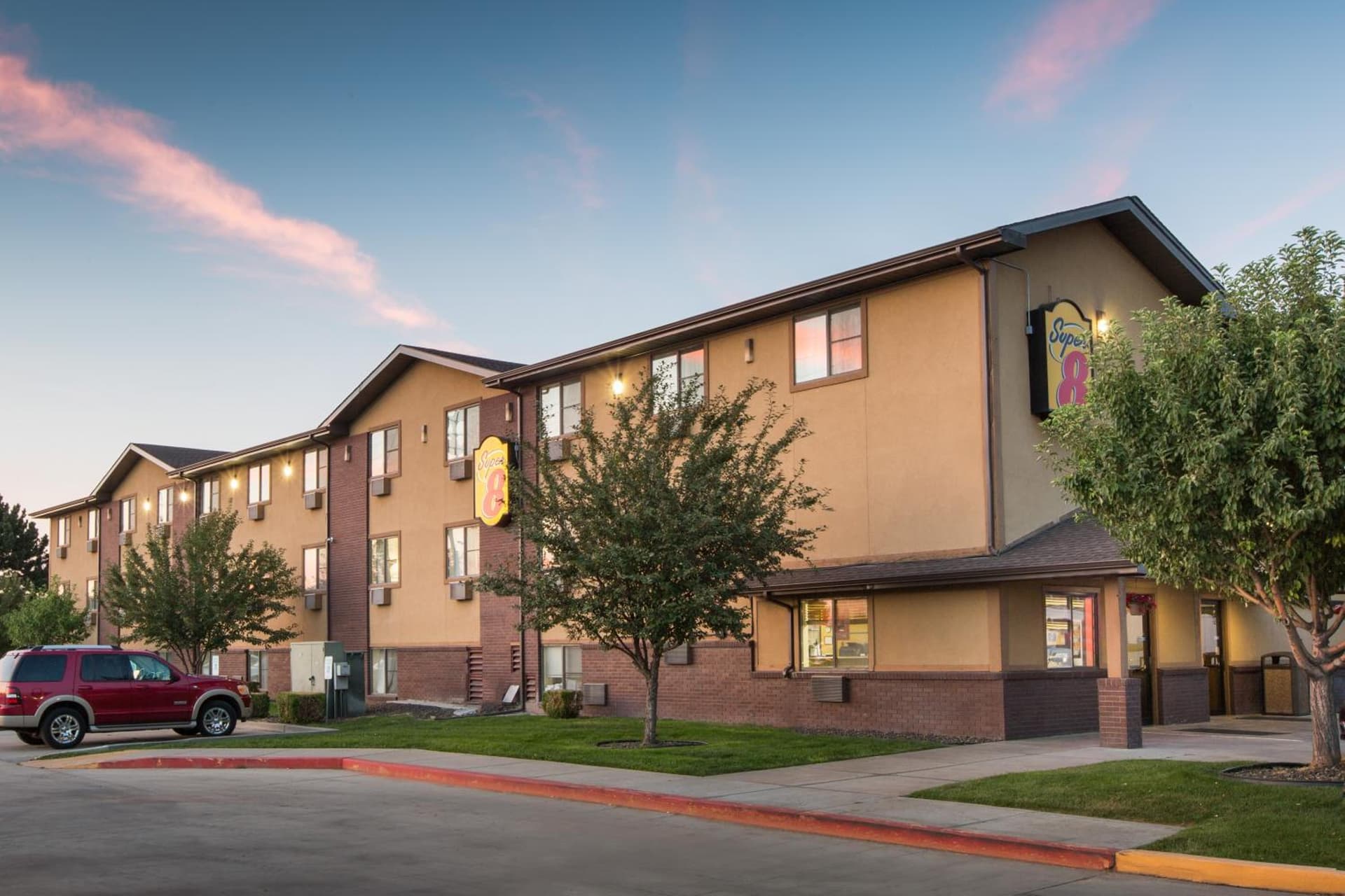 Super 8 by Wyndham Nampa gallery photo in Nampa, ID — image 11
