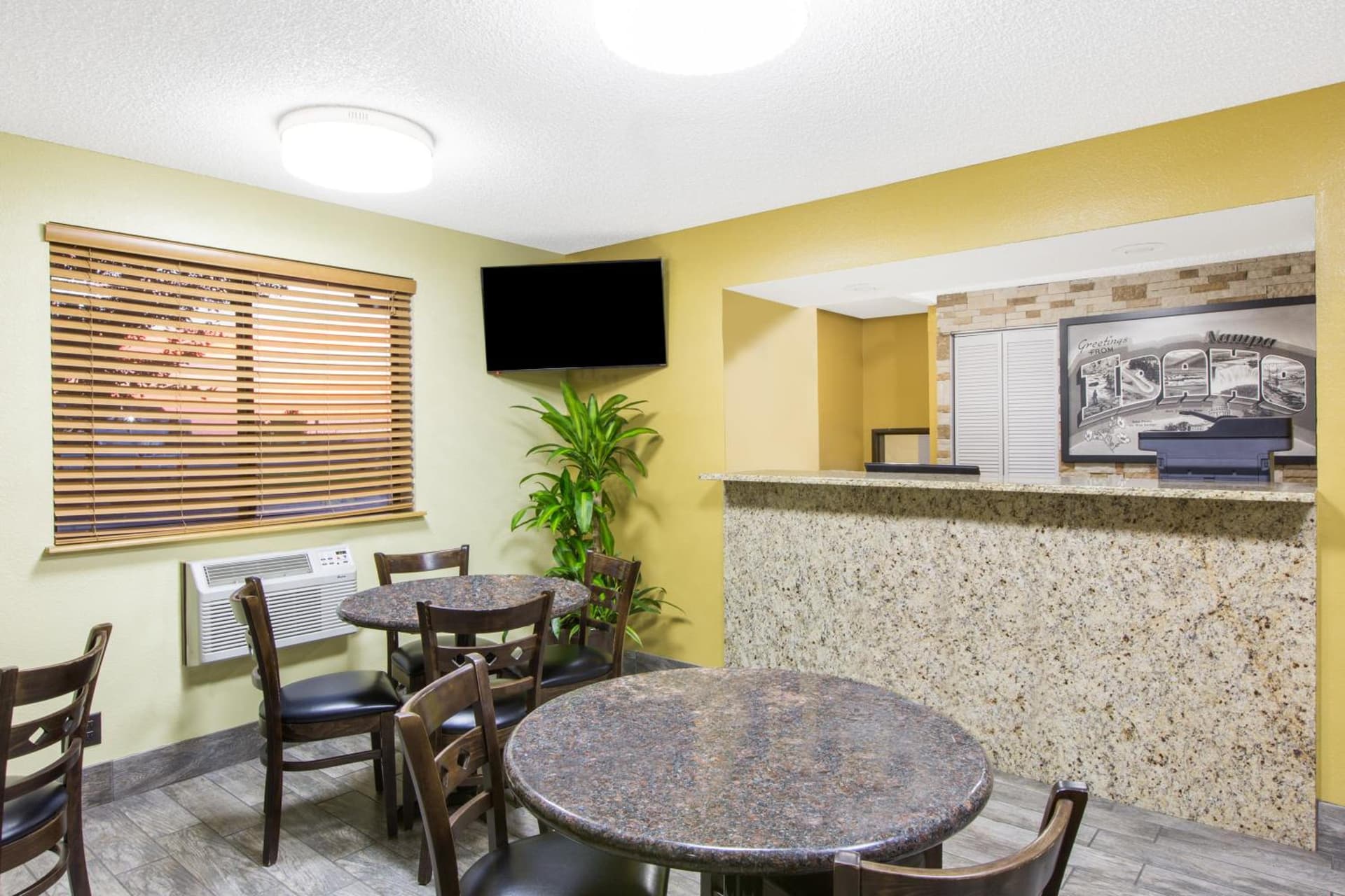 Super 8 by Wyndham Nampa gallery photo in Nampa, ID — image 28