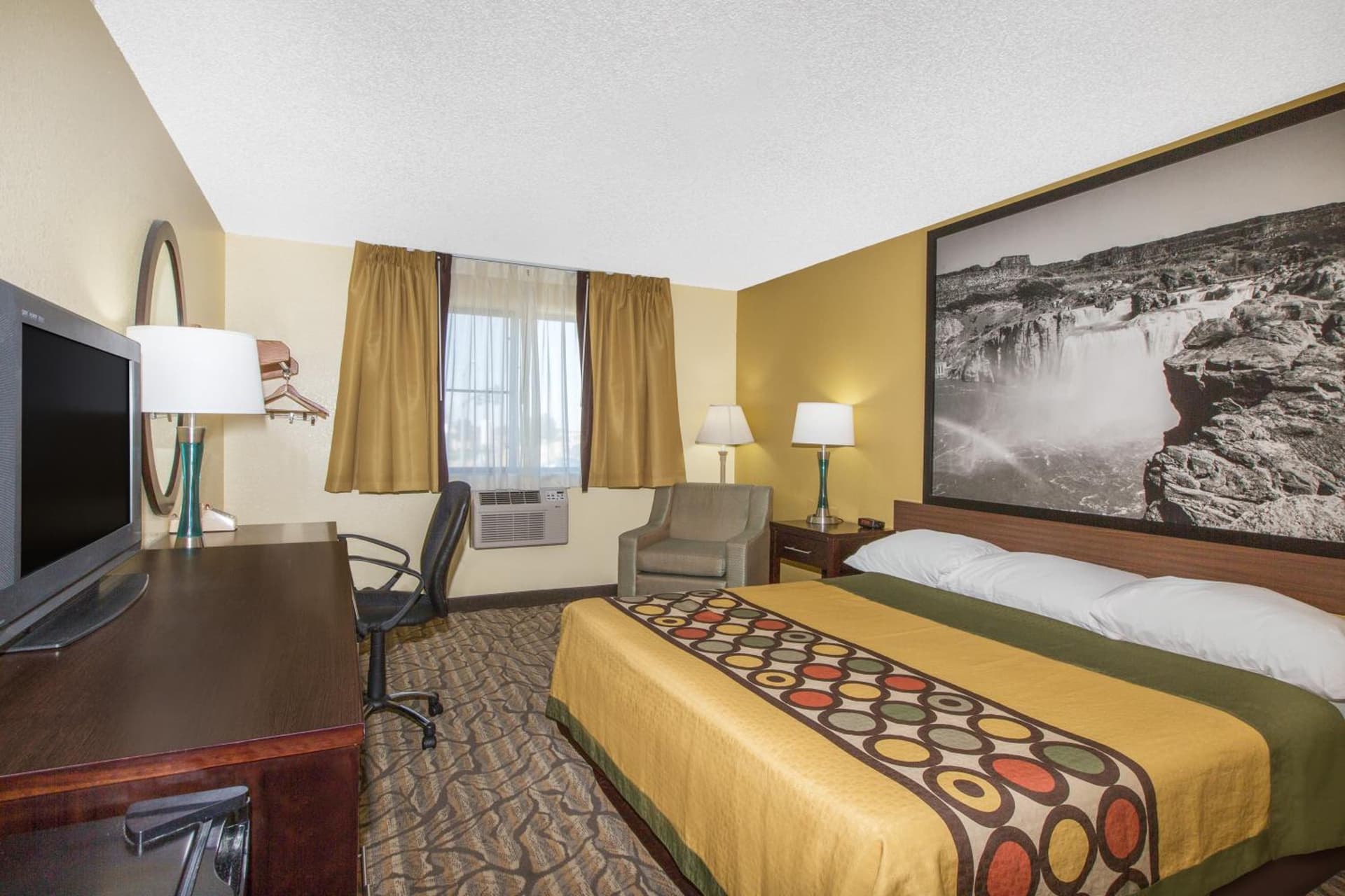 Super 8 by Wyndham Nampa gallery photo in Nampa, ID — image 25
