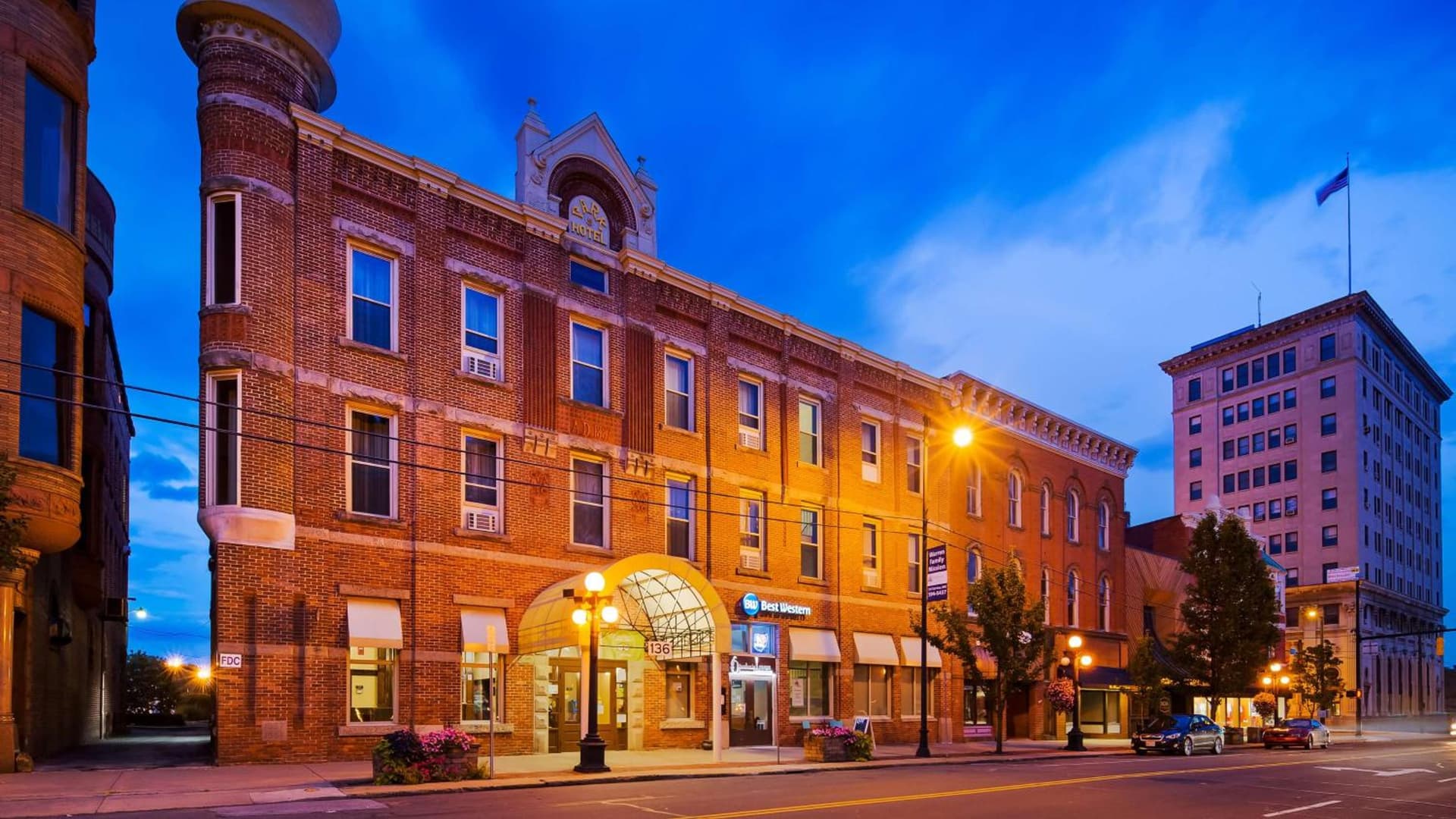 Best Western Park Hotel property views in Warren, OH — gallery photo 3