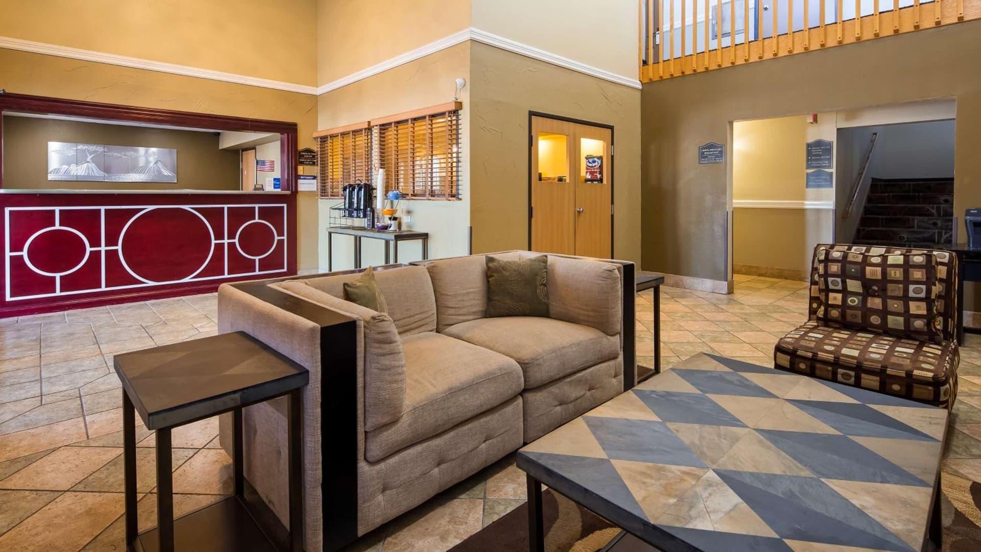 Best Western Alexandria Inn interior in Alexandria, MN — gallery photo 2