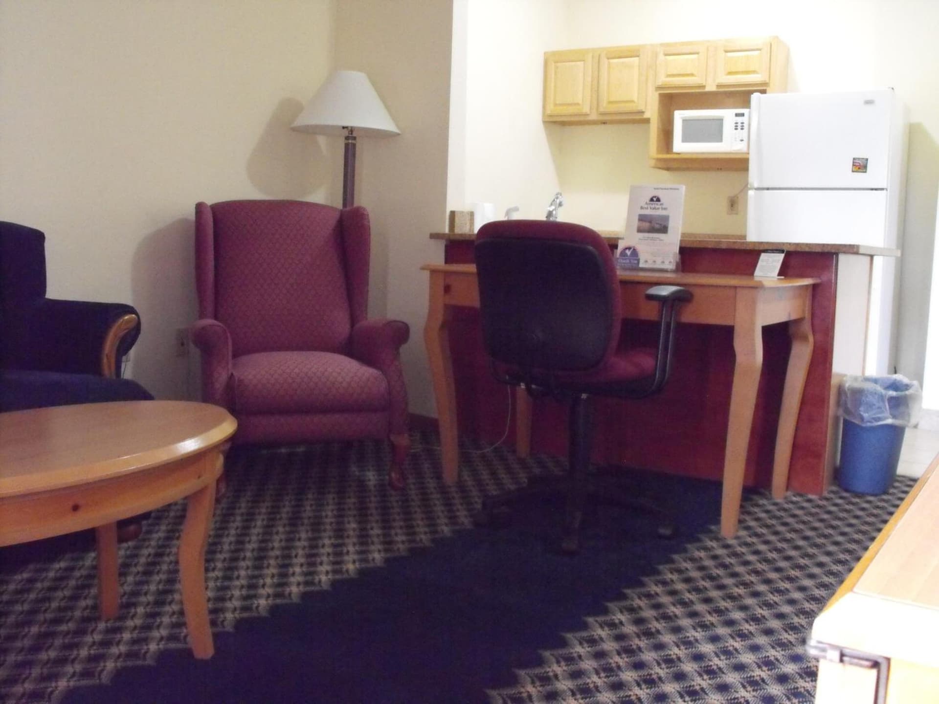 Americas Best Value Inn Three Rivers gallery photo in Three Rivers, MI — image 8