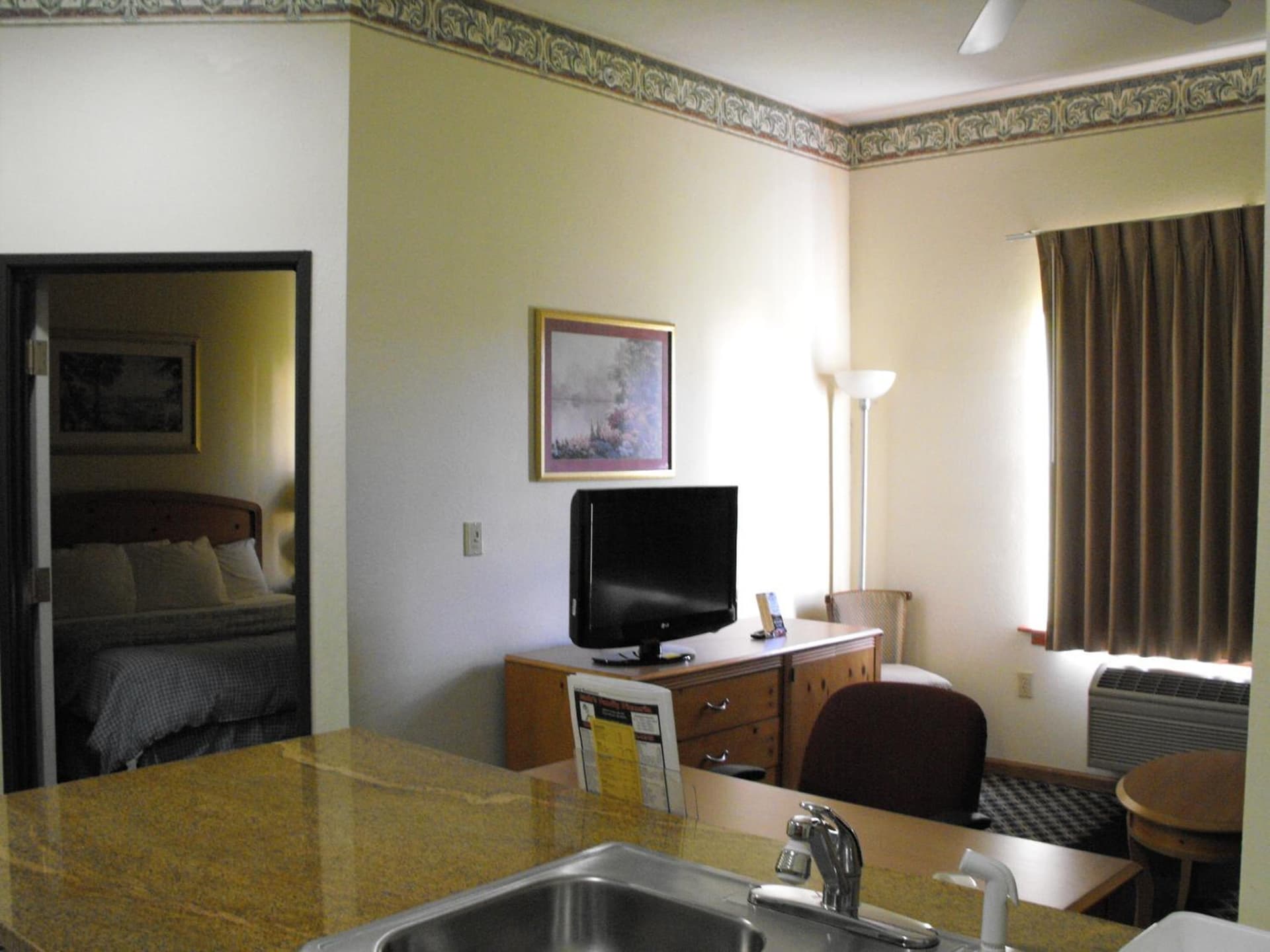 Americas Best Value Inn Three Rivers interior in Three Rivers, MI — gallery photo 2