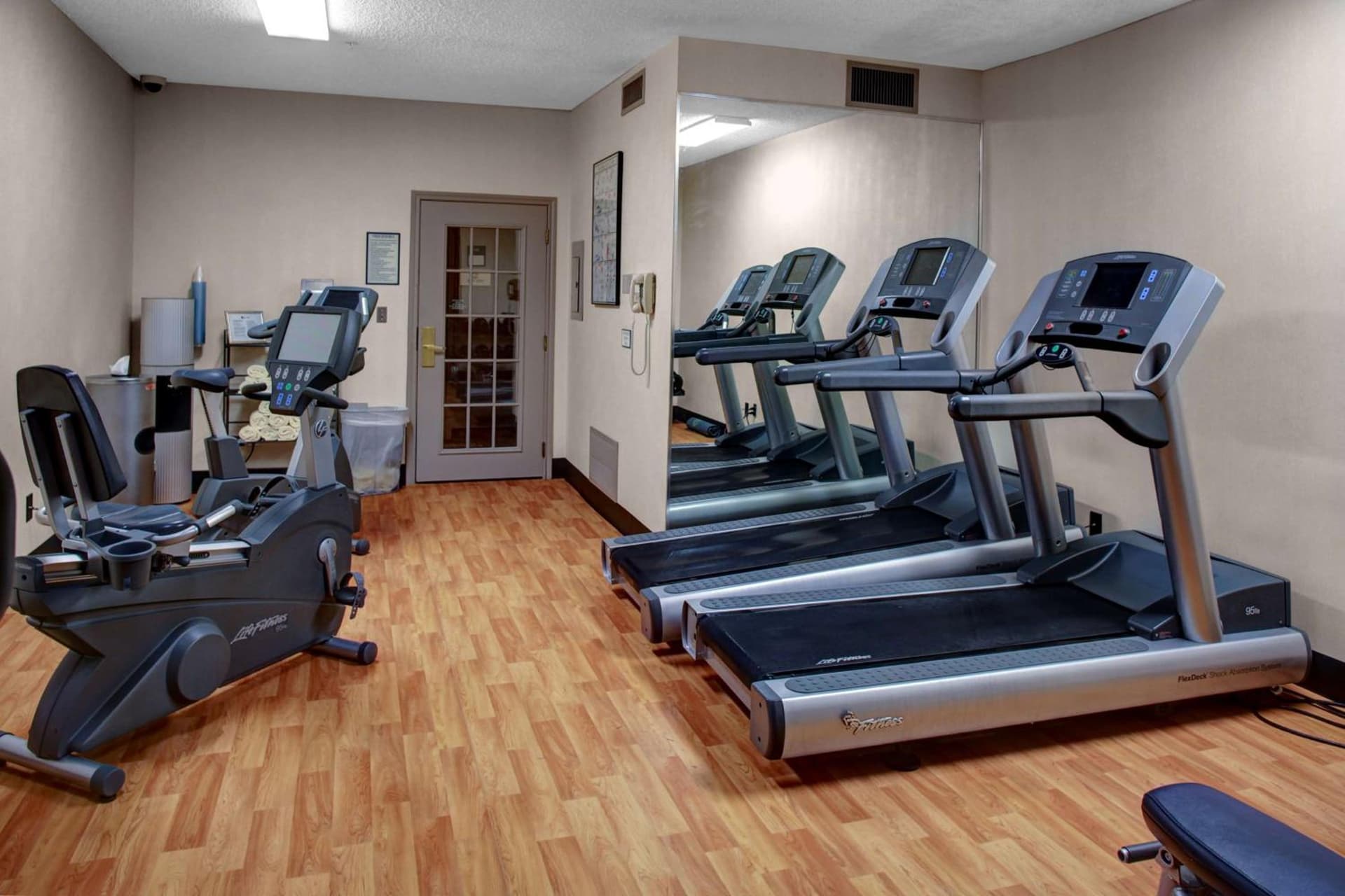 Hyatt House Dallas Uptown interior in Dallas, TX — gallery photo 2