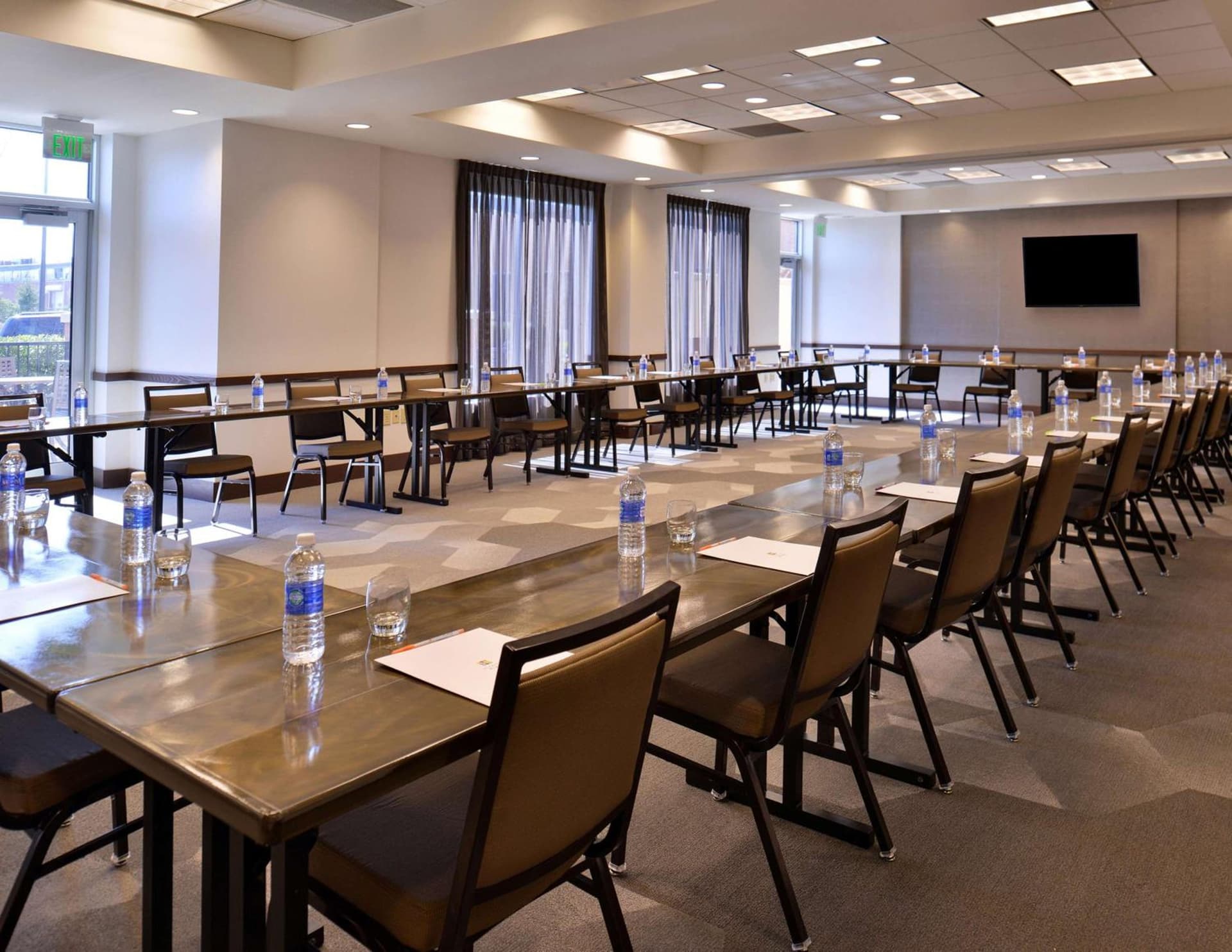 Hyatt Place Garden City gallery photo in Garden City, NY — image 37