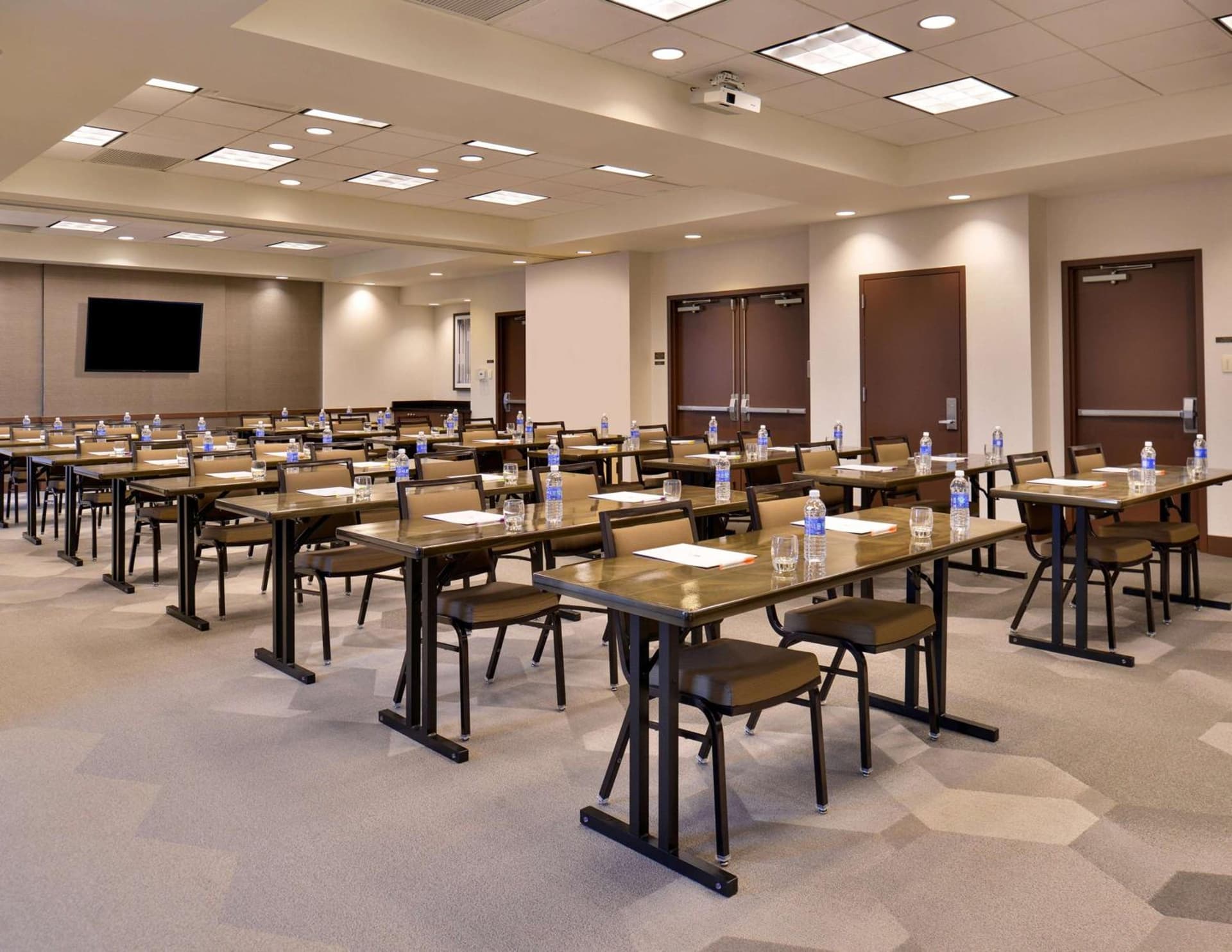 Hyatt Place Garden City gallery photo in Garden City, NY — image 20