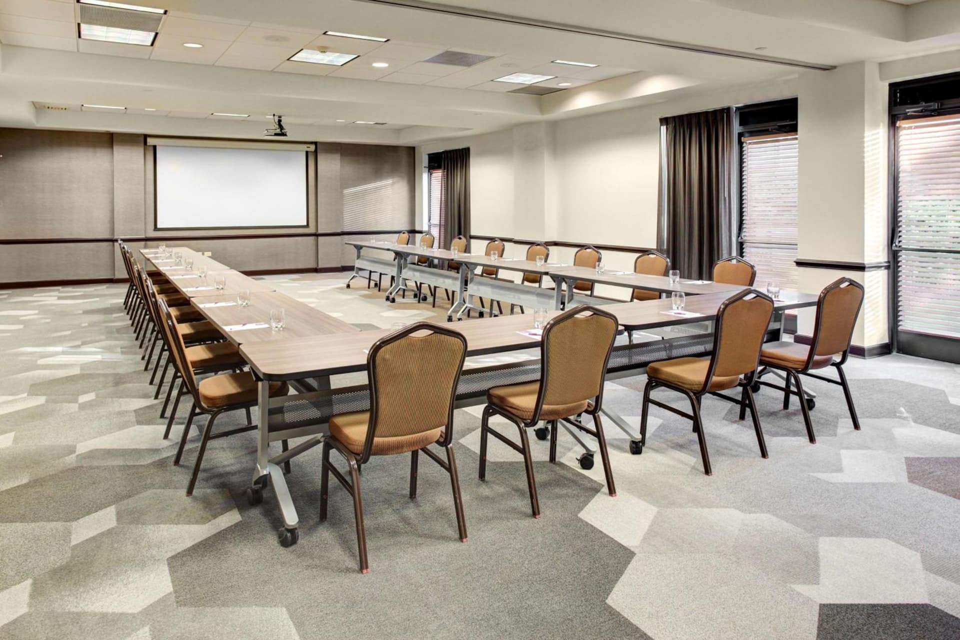 Hyatt Place Lakeland Center gallery photo in Lakeland, FL — image 39