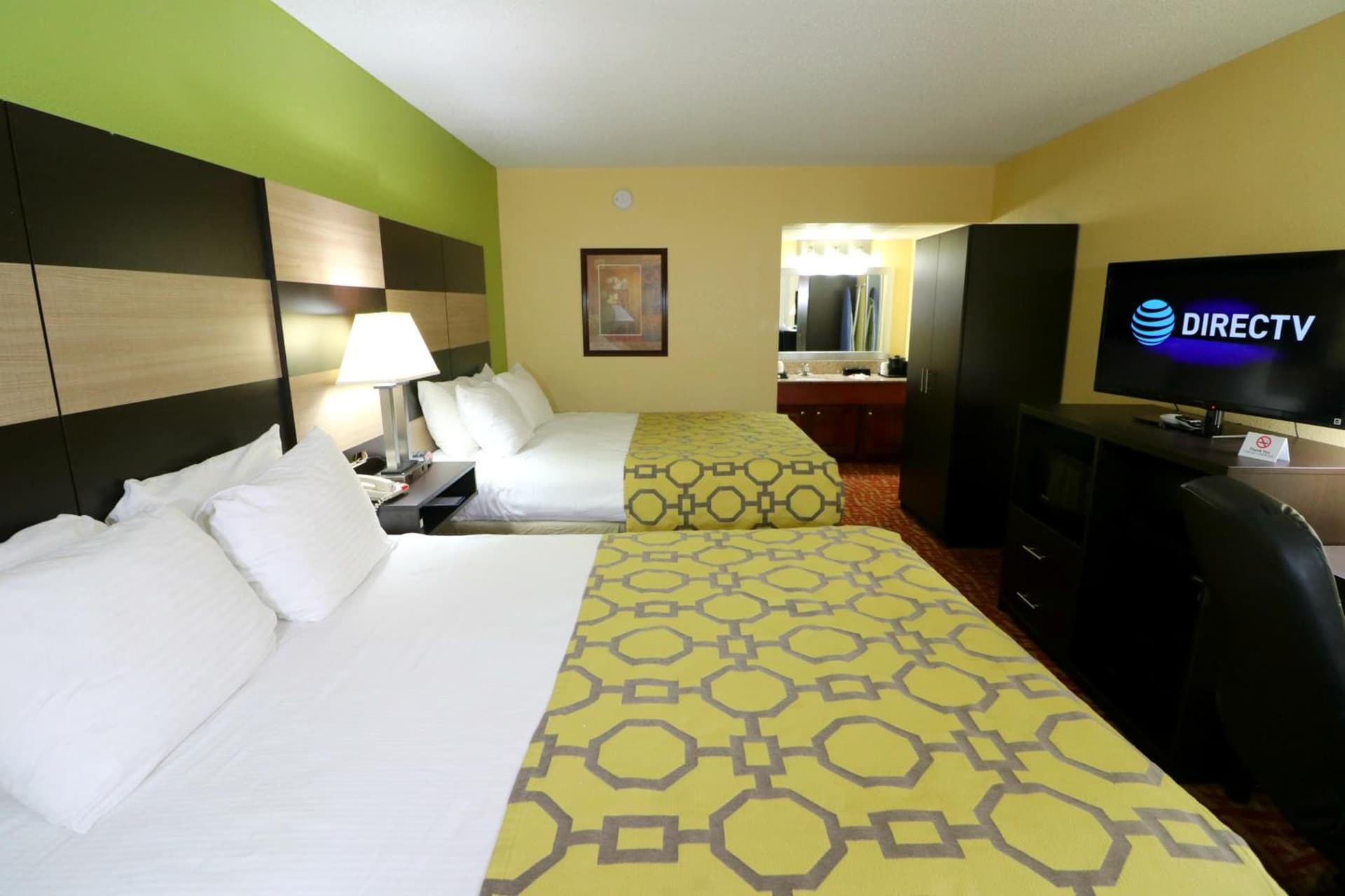 Baymont by Wyndham Sevierville Pigeon Forge interior in Sevierville, TN — gallery photo 2
