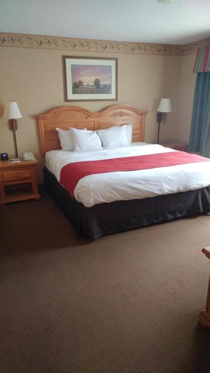 Country Inn & Suites by Radisson, Waterloo, IA gallery photo in Waterloo, IA — image 6