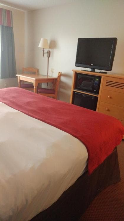 Country Inn & Suites by Radisson, Waterloo, IA gallery photo in Waterloo, IA — image 33