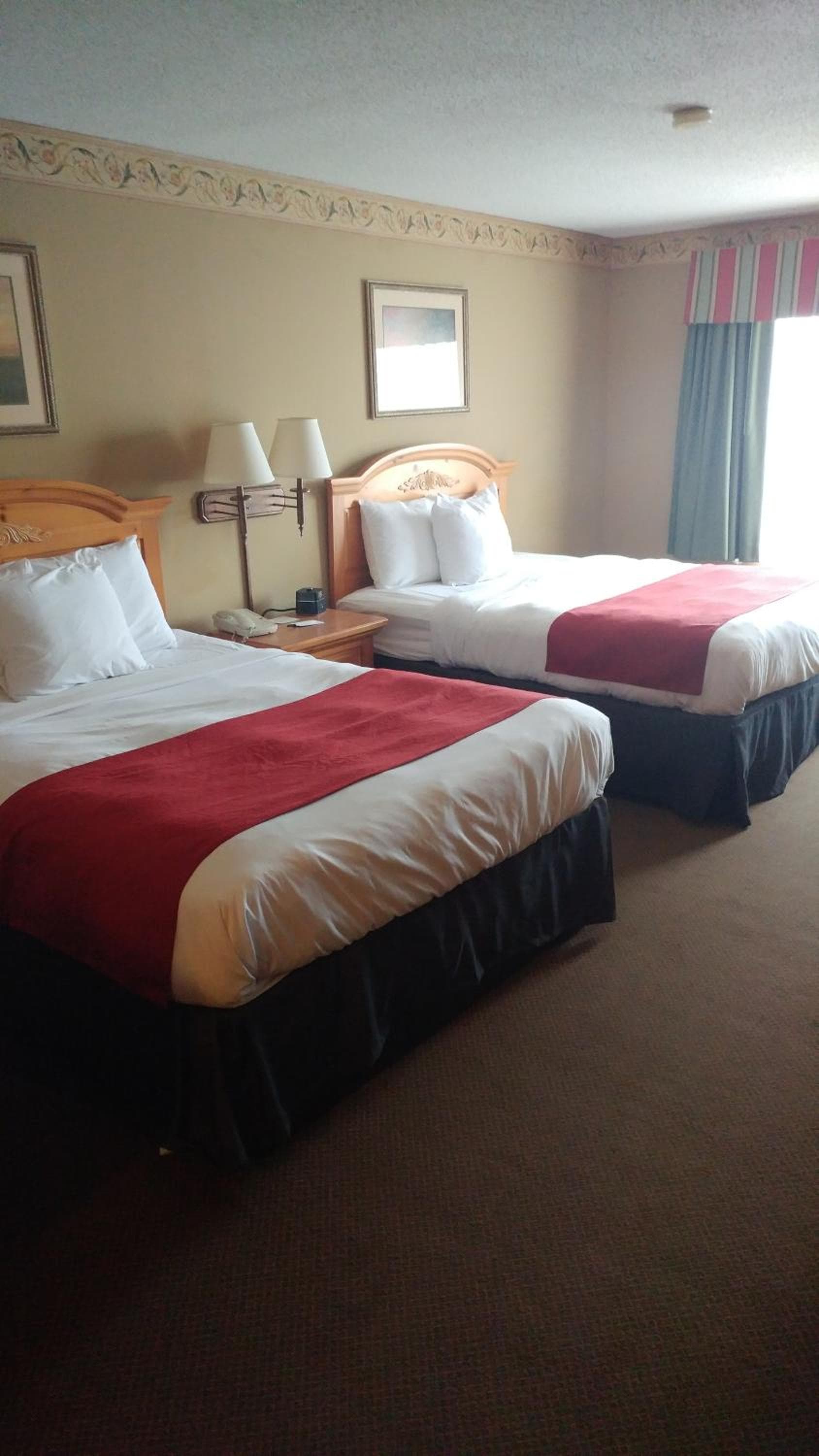Country Inn & Suites by Radisson, Waterloo, IA gallery photo in Waterloo, IA — image 65