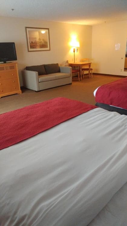 Country Inn & Suites by Radisson, Waterloo, IA gallery photo in Waterloo, IA — image 42