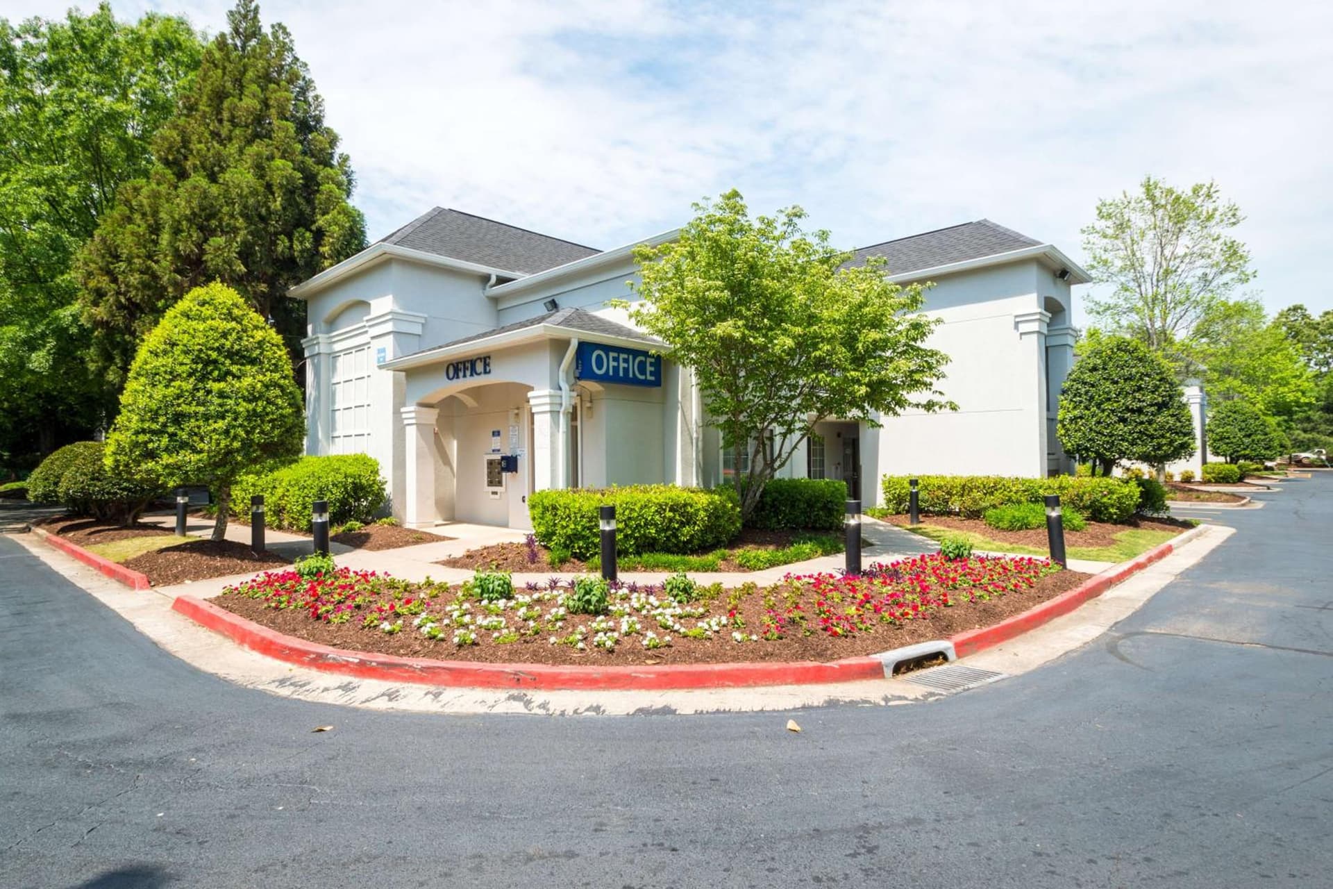 Studio 6 Extended Stay - Duluth, GA - Atlanta - Gwinnett Place interior in Duluth, GA — gallery photo 2