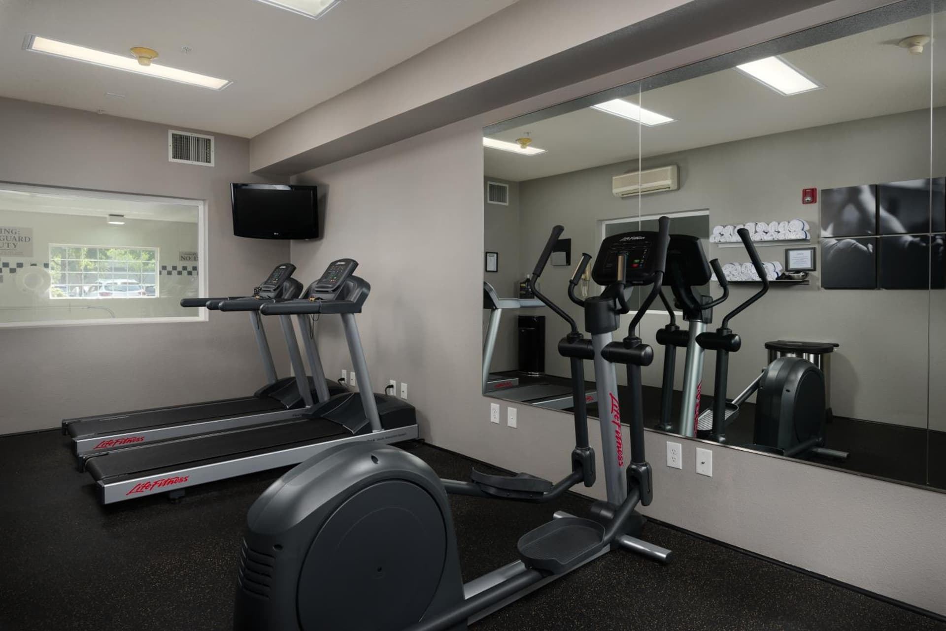 Country Inn & Suites by Radisson, Portland International Airport, OR gallery photo in Portland, OR — image 31