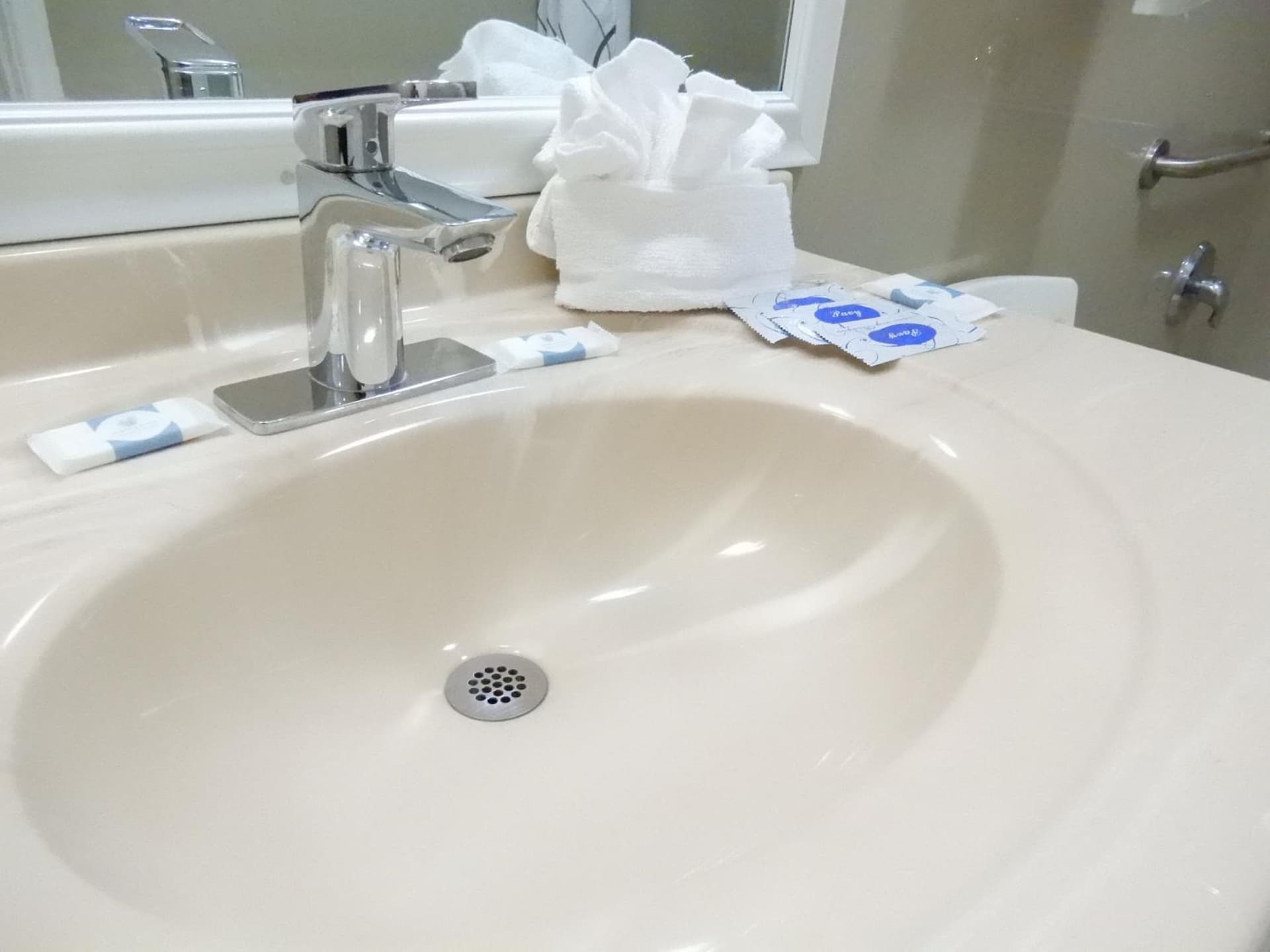 Siesta Inn McAllen property views in McAllen, TX — gallery photo 3