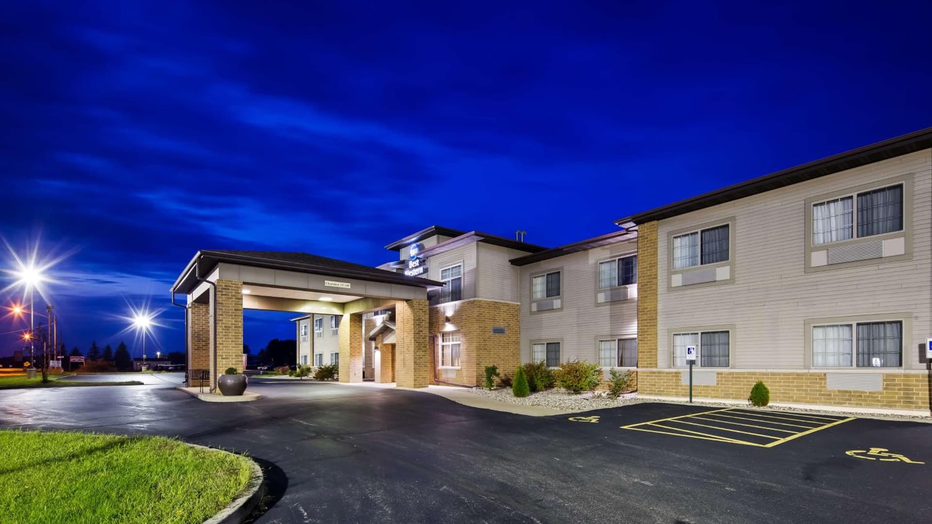 Best Western Plover-Stevens Point Hotel & Conference Center featured exterior or lobby in Plover, WI — similar hotel