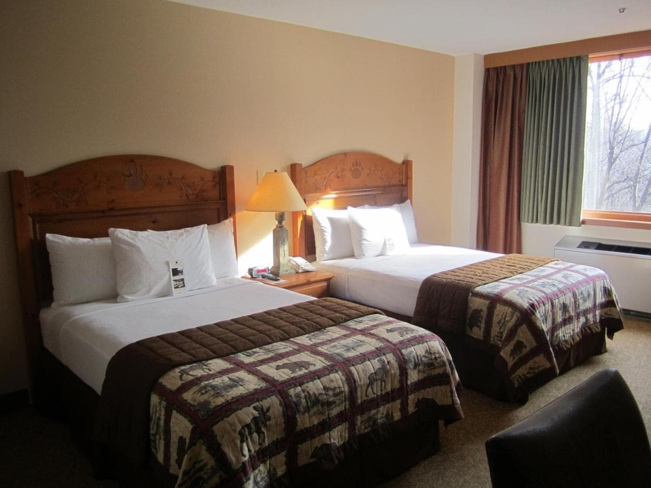 Overlook Lodge and Stone Cottages at Bear Mountain gallery photo in Highland Falls, NY — image 13