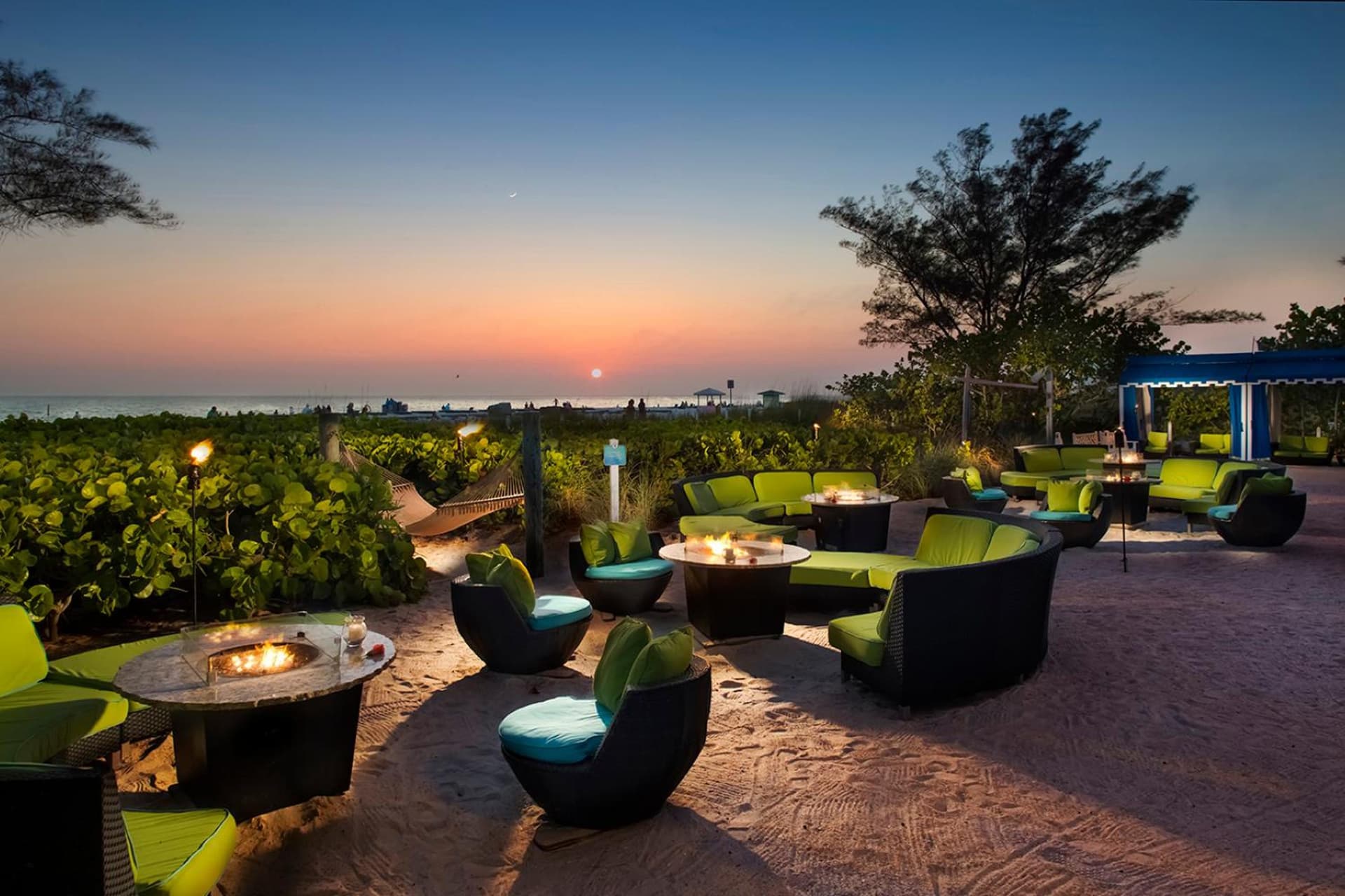 RumFish Beach at TradeWinds interior in St Pete Beach, FL — gallery photo 2