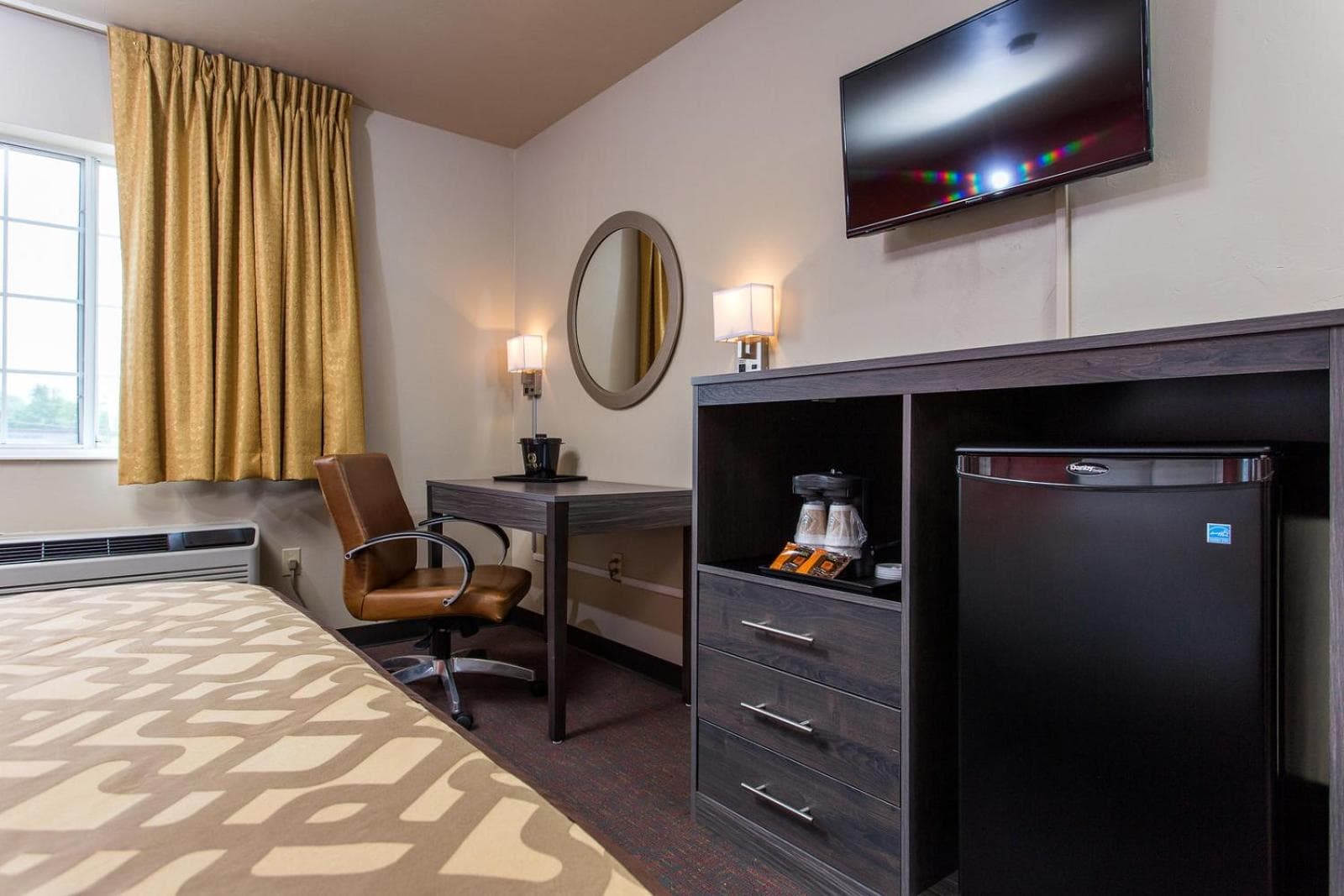 Hotel J Green Bay gallery photo in Green Bay, WI — image 10